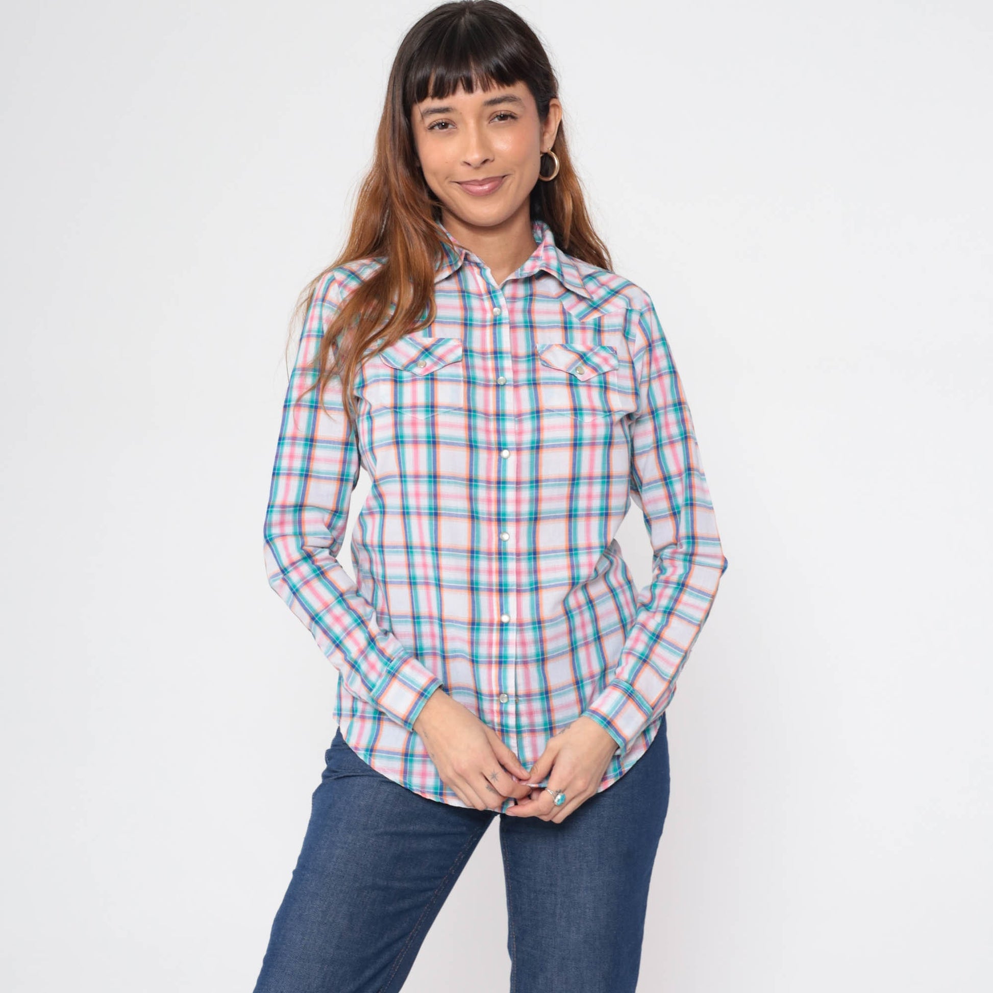 90s Wrangler Western Shirt Pearl Snap Plaid White Blue Pink Small Petite