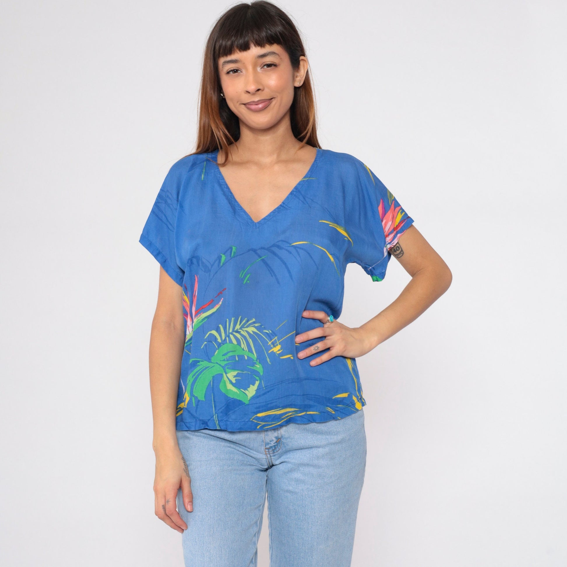 90s Tropical Floral Leaf Print Blouse Blue V-Neck Short Sleeve Medium M