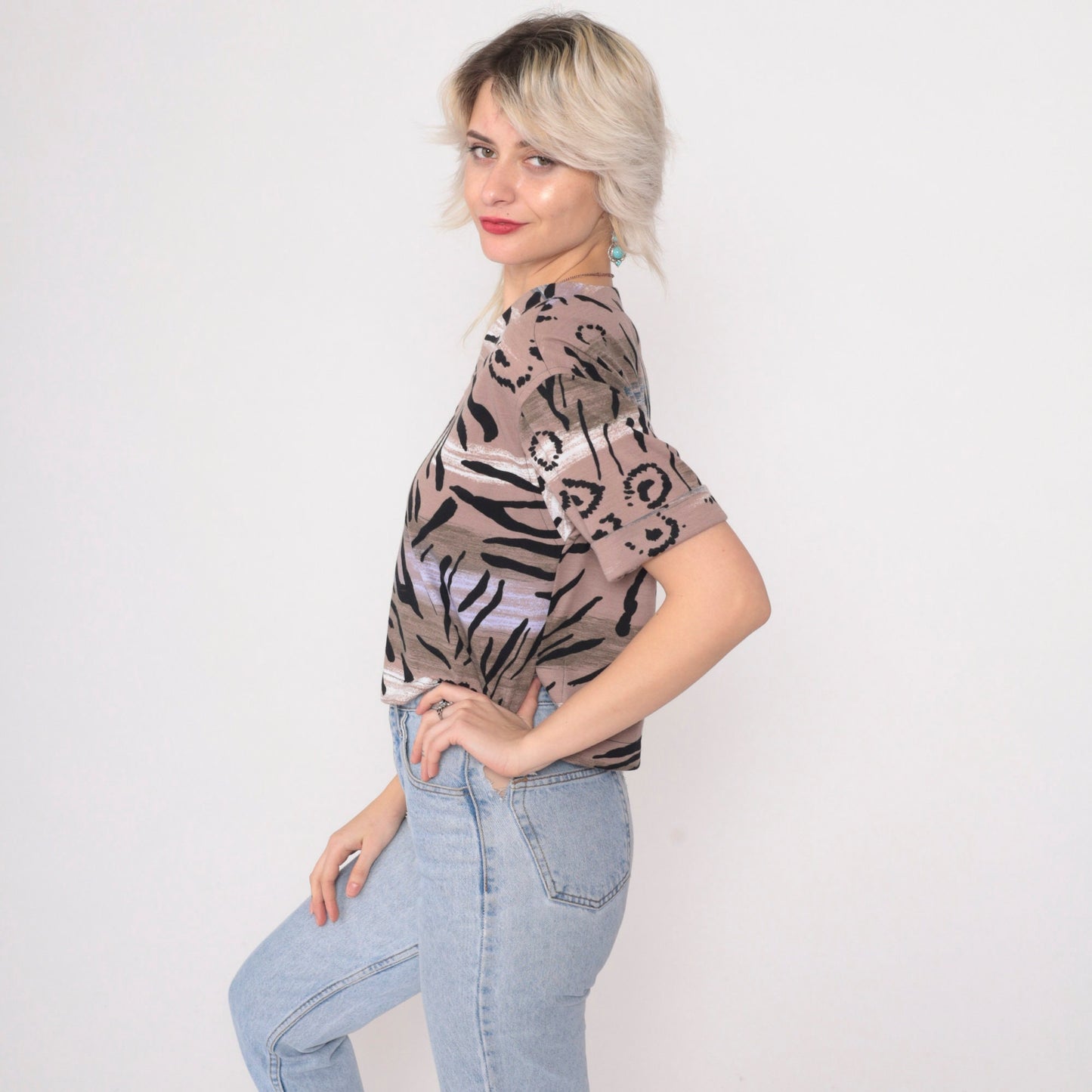 90s Tiger Stripe Animal Print V-Neck Tee Cuffed Sleeve Black Taupe Small S