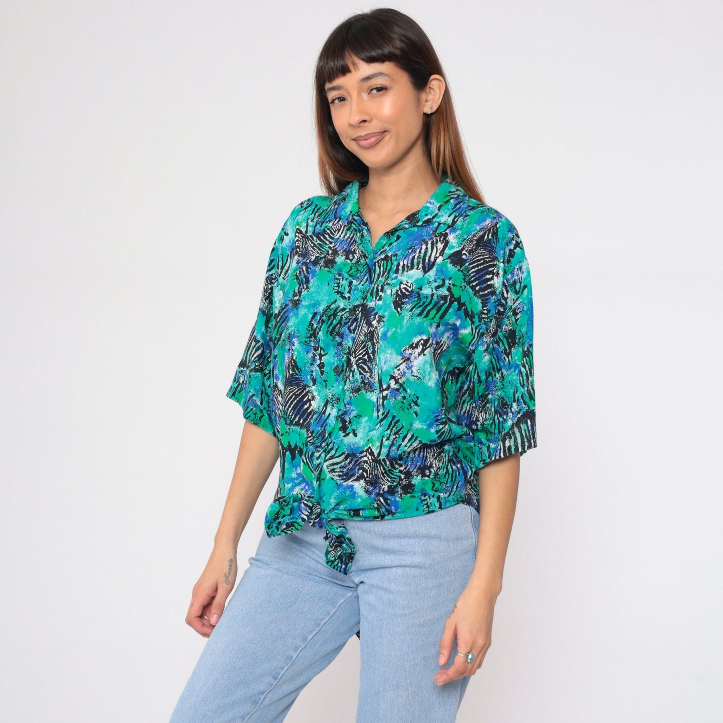 90s Abstract Zebra Print Tie-Front Blouse Blue Green Short Sleeve Medium M