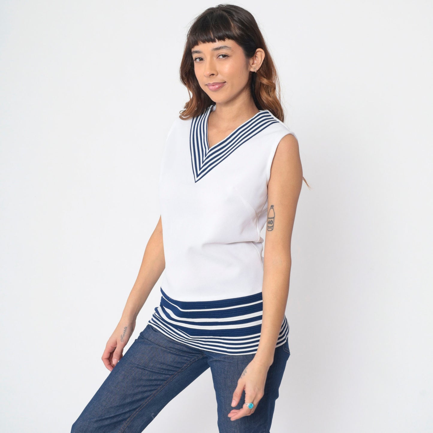 70s Nautical Striped V-Neck Tank Top White Blue Chevron Sleeveless Small