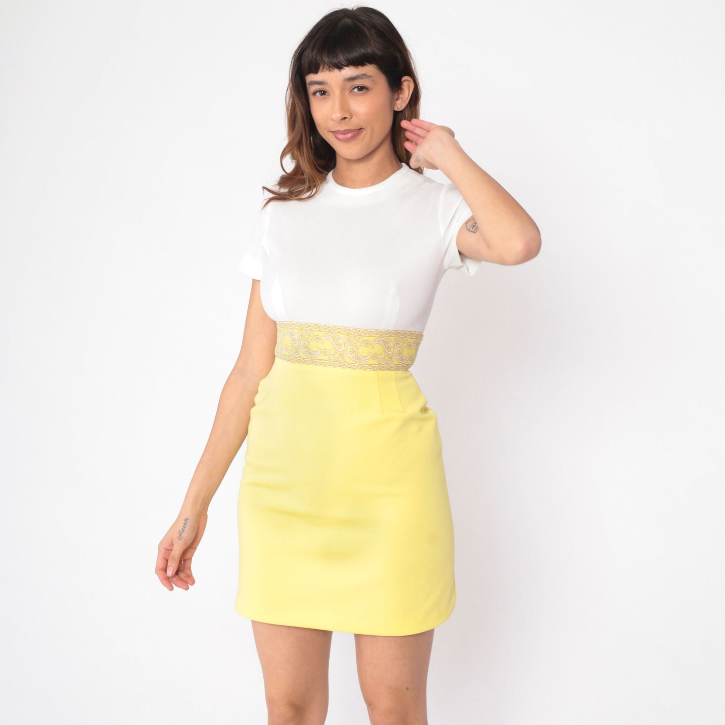 60s White Yellow Paisley Empire Waist Mini Dress Short Sleeve Extra Small XS