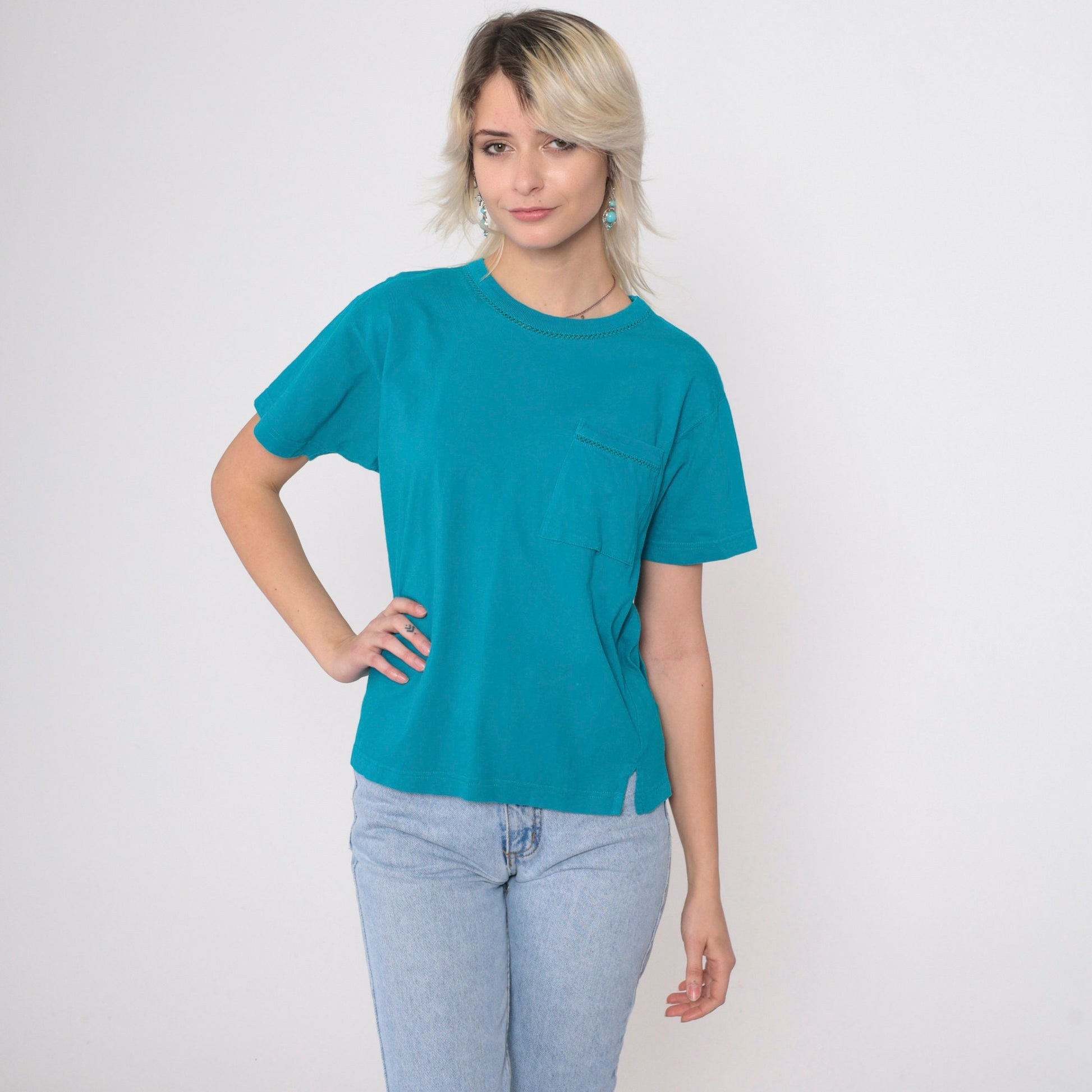 90s Liz Claiborne Turquoise T-Shirt Chest Pocket Cutout Crewneck Small