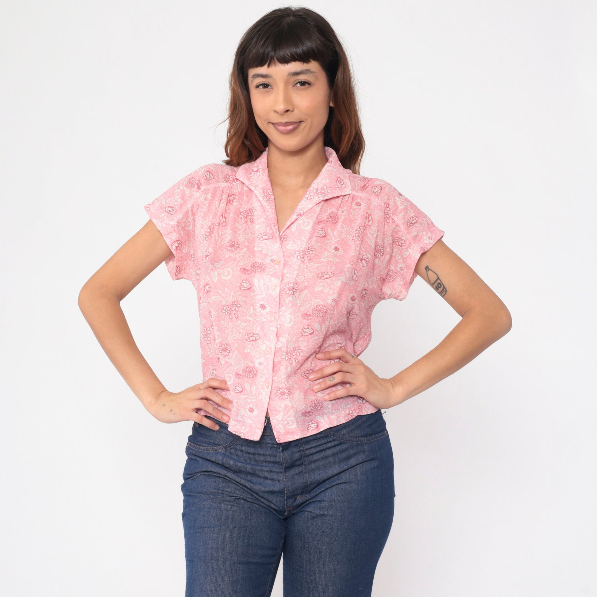 70s Pink Floral Button-Up Blouse Cap Sleeve Semi-Sheer Medium