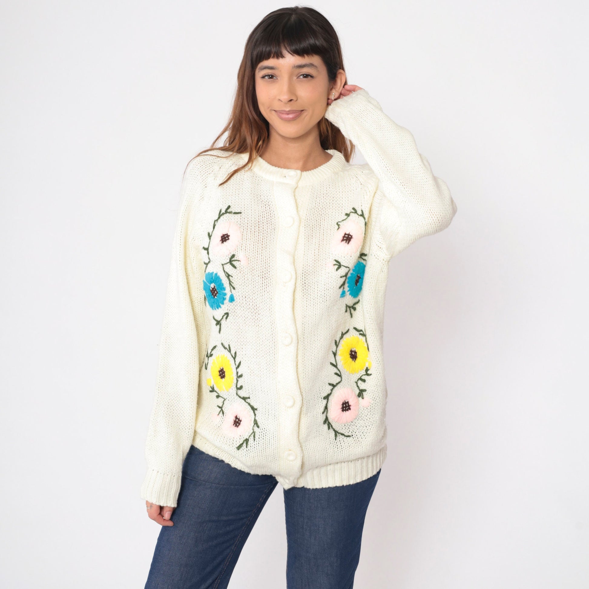 70s Floral Embroidered Cardigan Sweater Off-White Raglan Knit Large