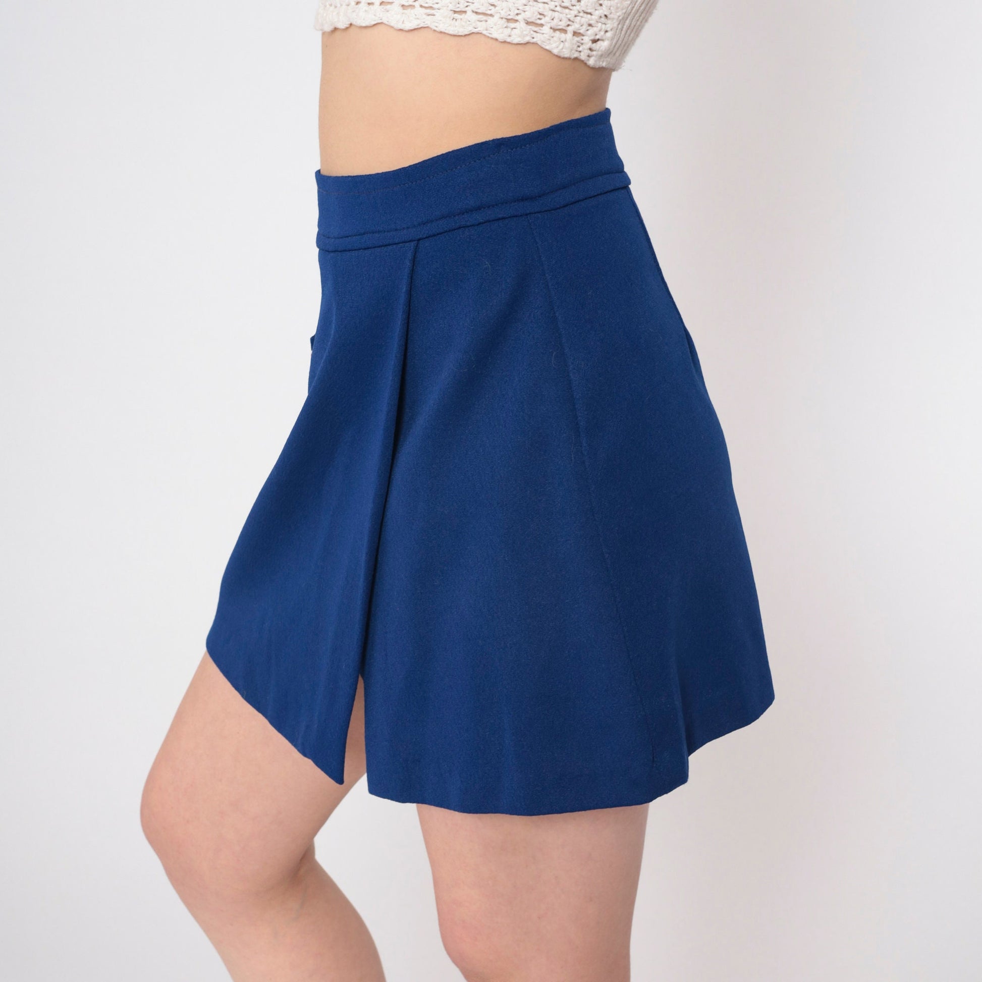 70s Navy Skort Floral Embroidered High Waisted Mini A Line Small S
