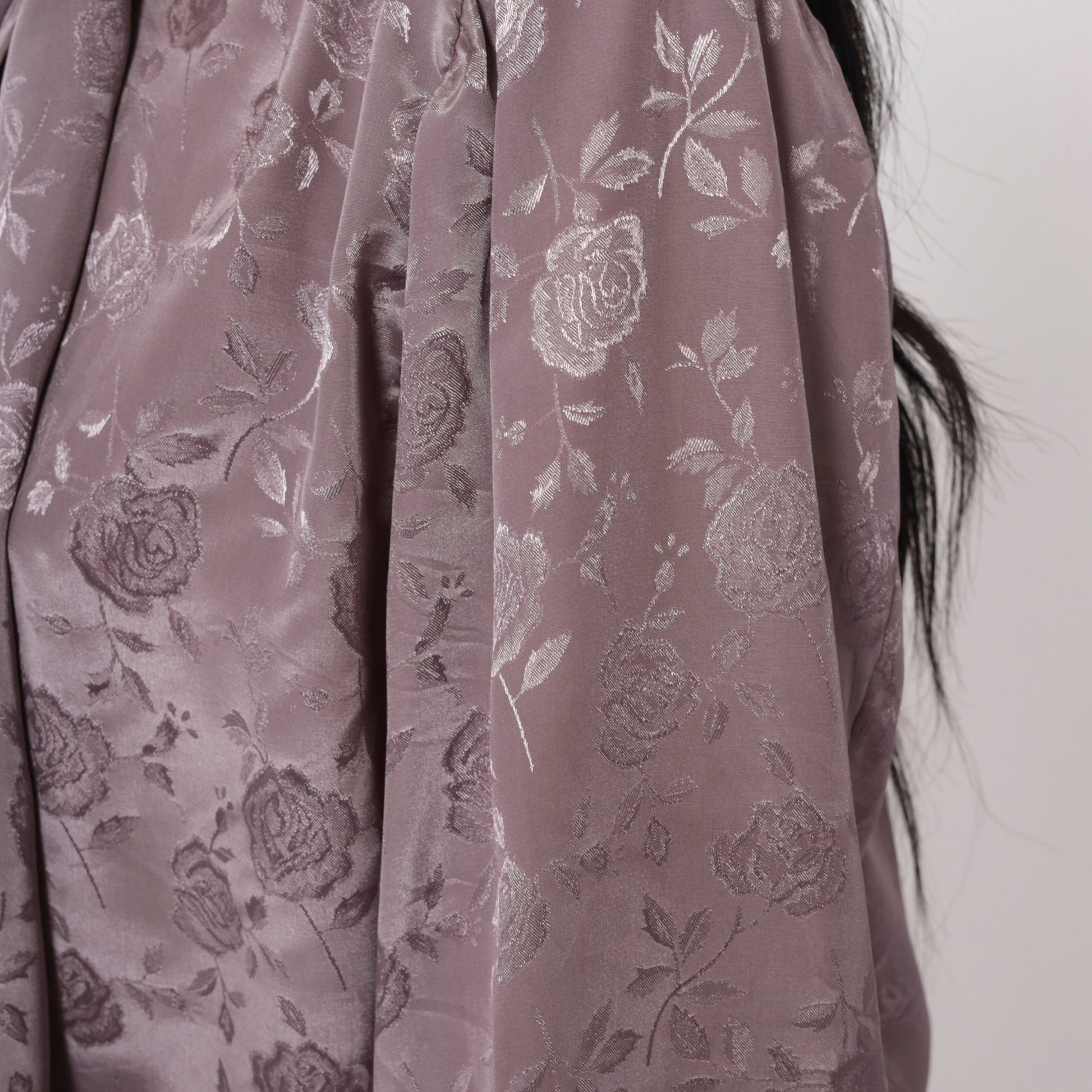 70s Purple Floral Ascot Blouse Embossed Button-Up Crop Top Long Sleeve Medium