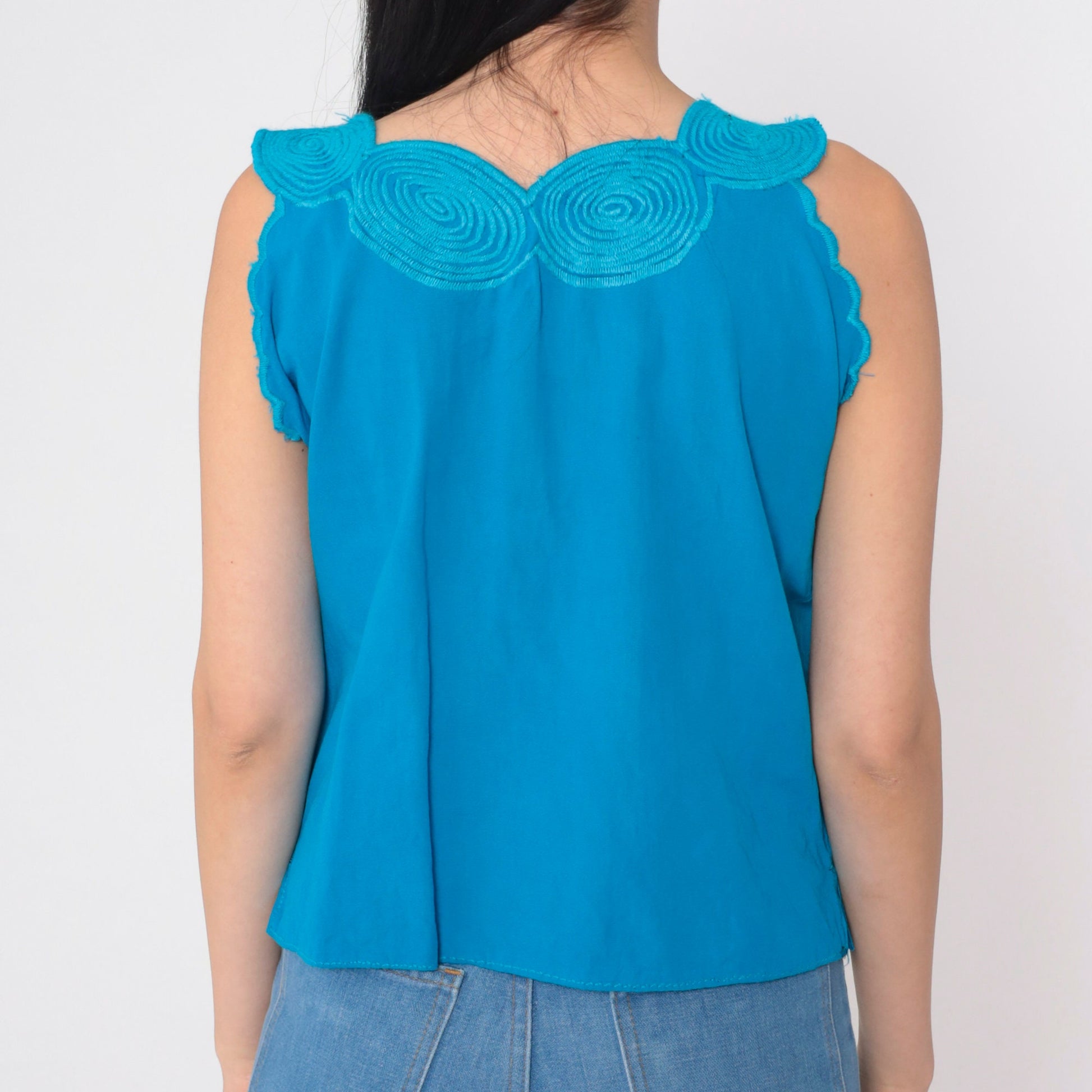 90s Mexican Embroidered Floral Tank Top Blue Scalloped Neckline Small