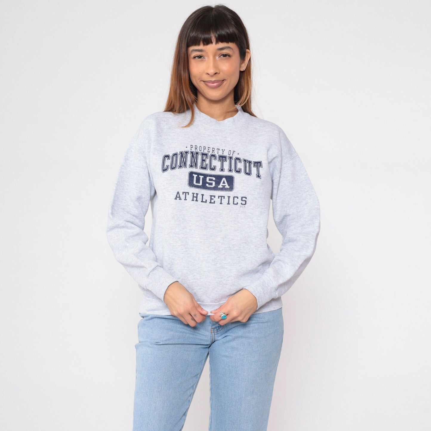 90s Connecticut USA Athletics Graphic Sweatshirt Light Heather Grey Medium M