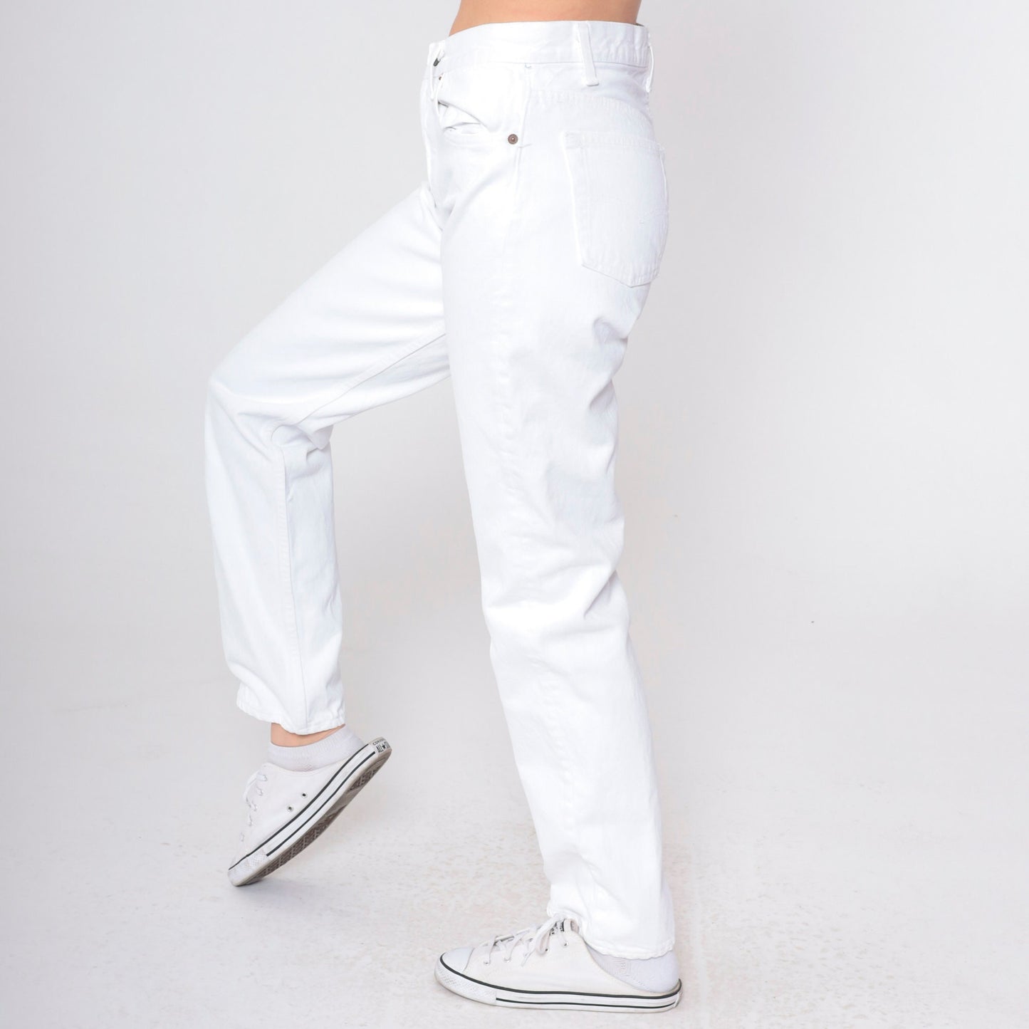 90s Levi's White Denim High-Waist Straight-Leg Jeans USA Made Small
