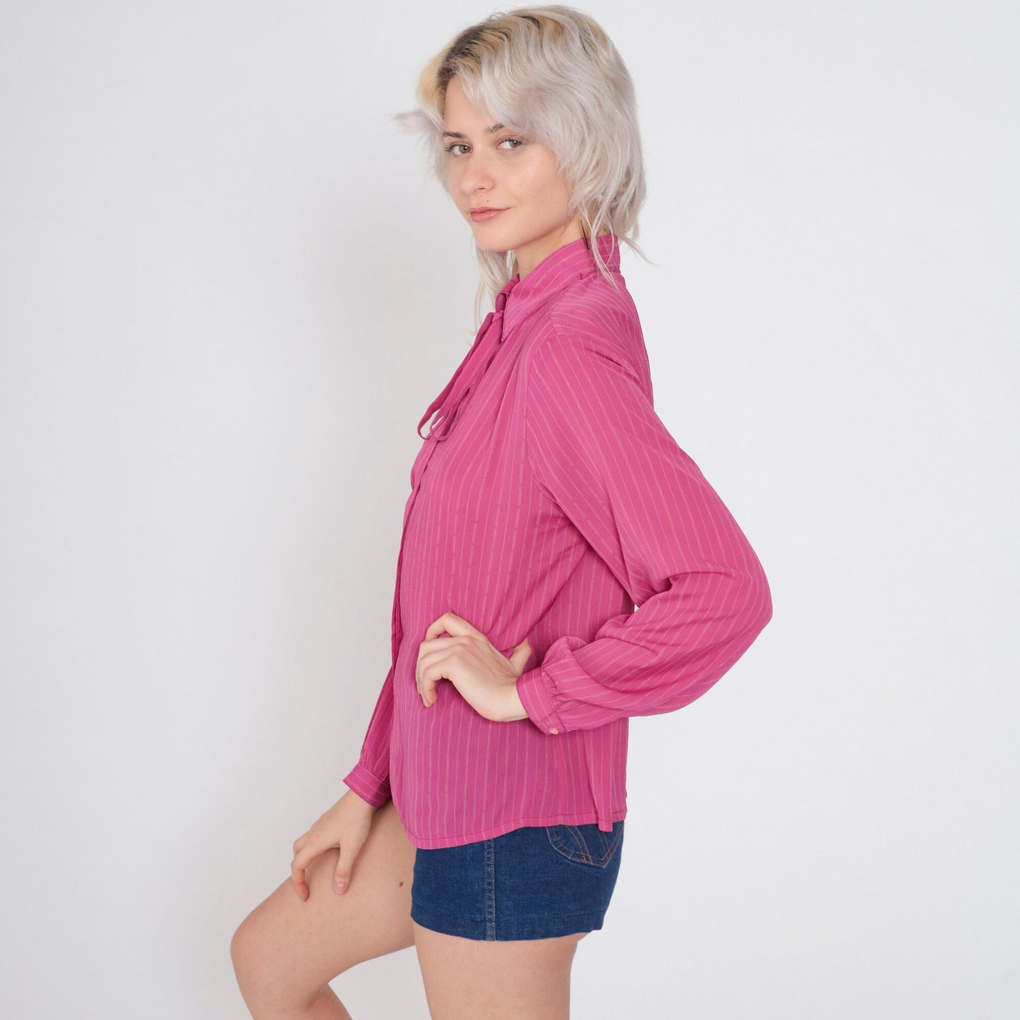 70s Deep Pink Striped Ascot Blouse Button-Up Long Sleeve Medium