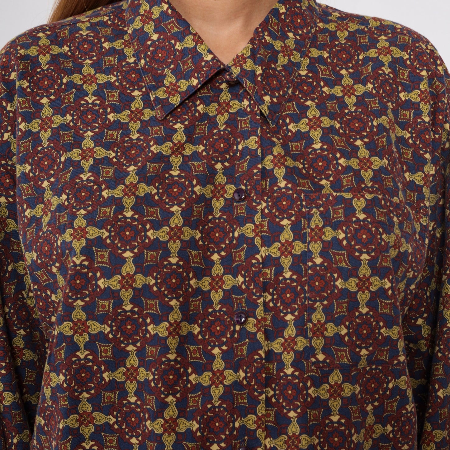 90s Van Heusen Geometric Floral Button-Up Blouse Long Sleeve Collared Shirt Large L