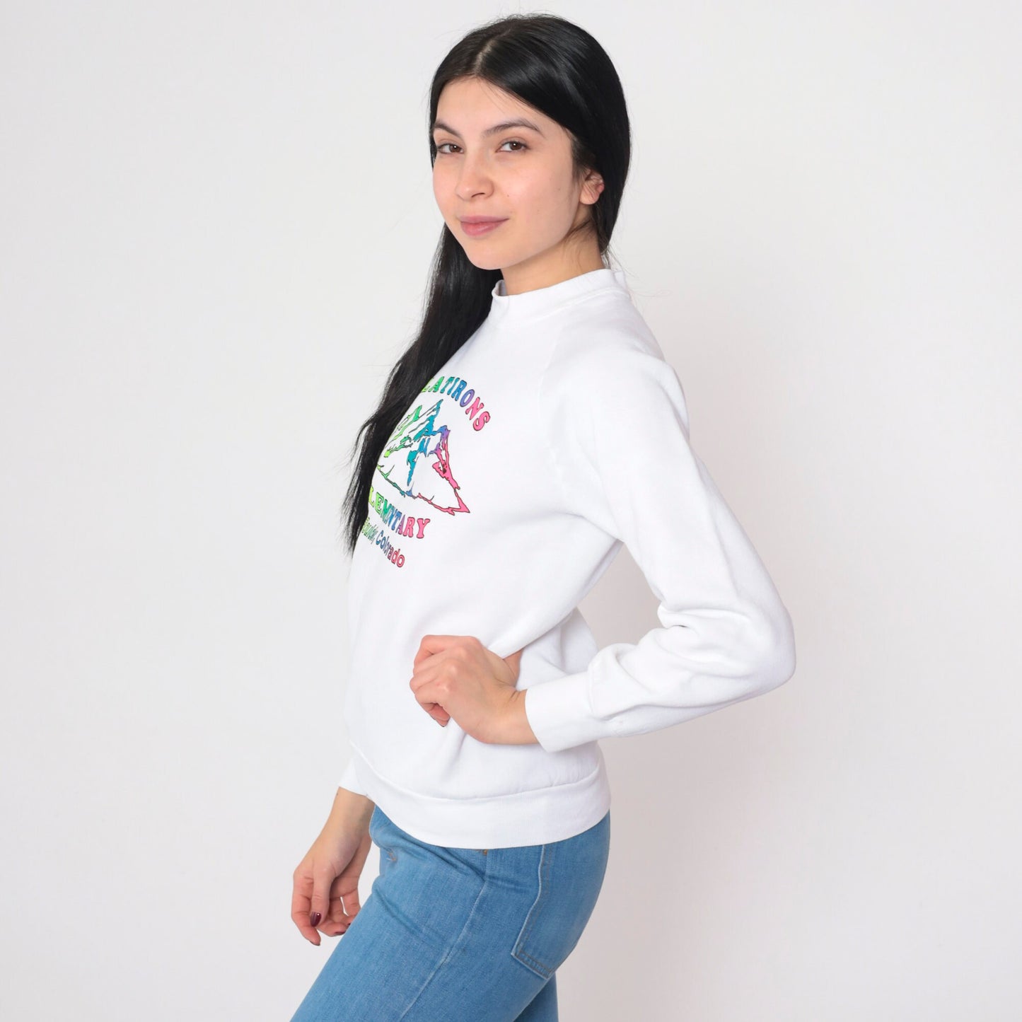 90s Flatirons Elementary Boulder Colorado Raglan Sweatshirt White Graphic Extra Small