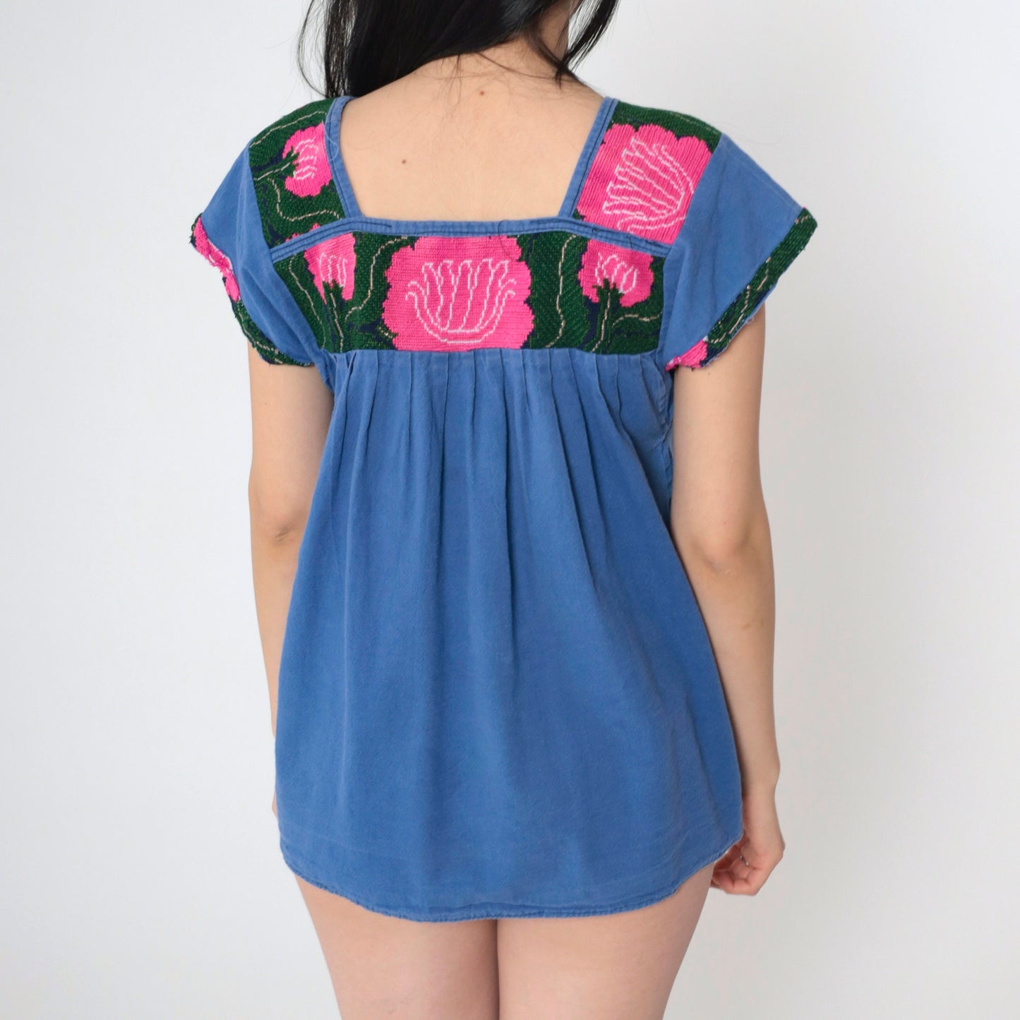90s Mexican Embroidered Floral Blouse Blue Cap Sleeve Tunic Small