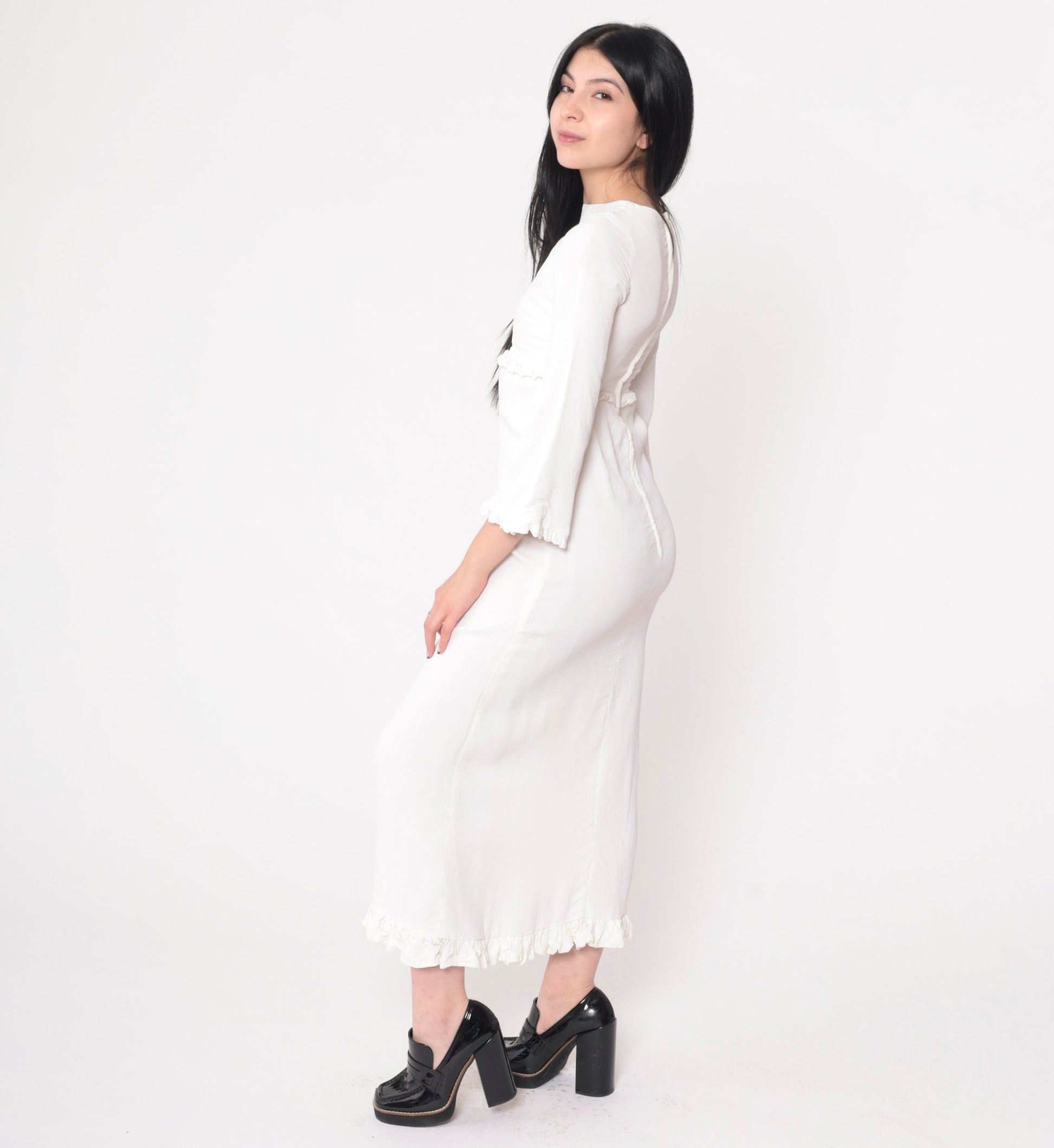 70s White Maxi Dress Empire Waist Bell Sleeve Ruffled Youth 10-12
