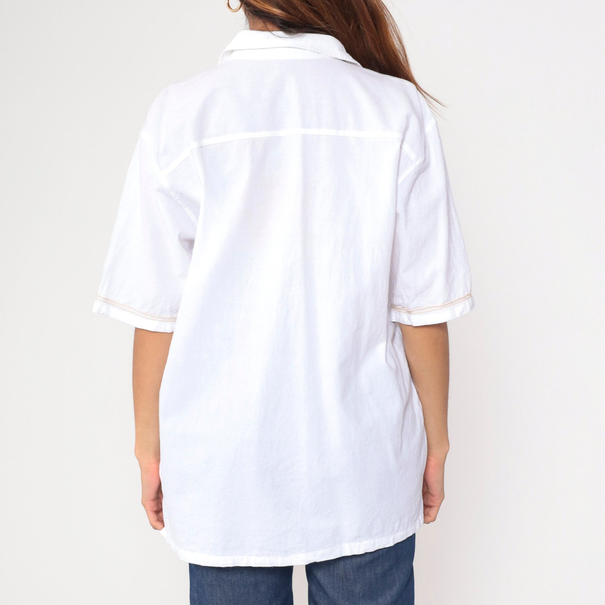90s White Geometric Embroidered Button-Up Shirt Short Sleeve Medium