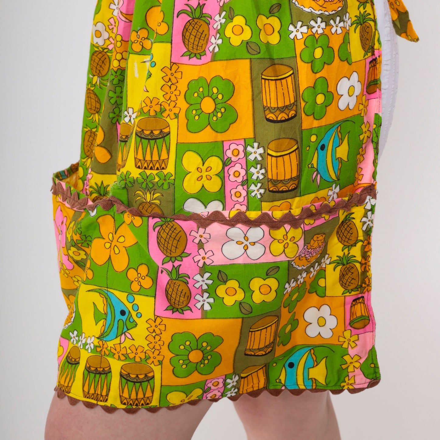 70s Tropical Floral Fish Pineapple Print Apron Dress Open Back Extra Small