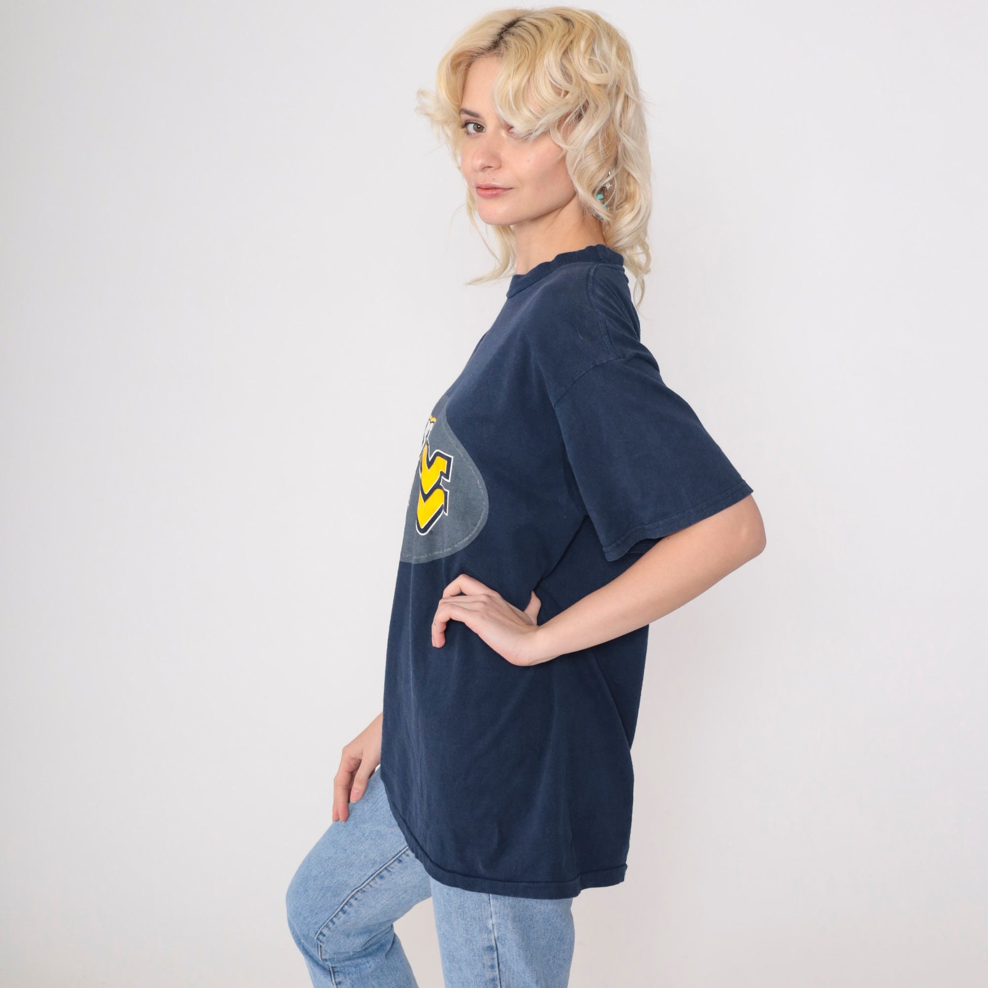 90s West Virginia University Mountaineer Graphic T-Shirt Navy Medium