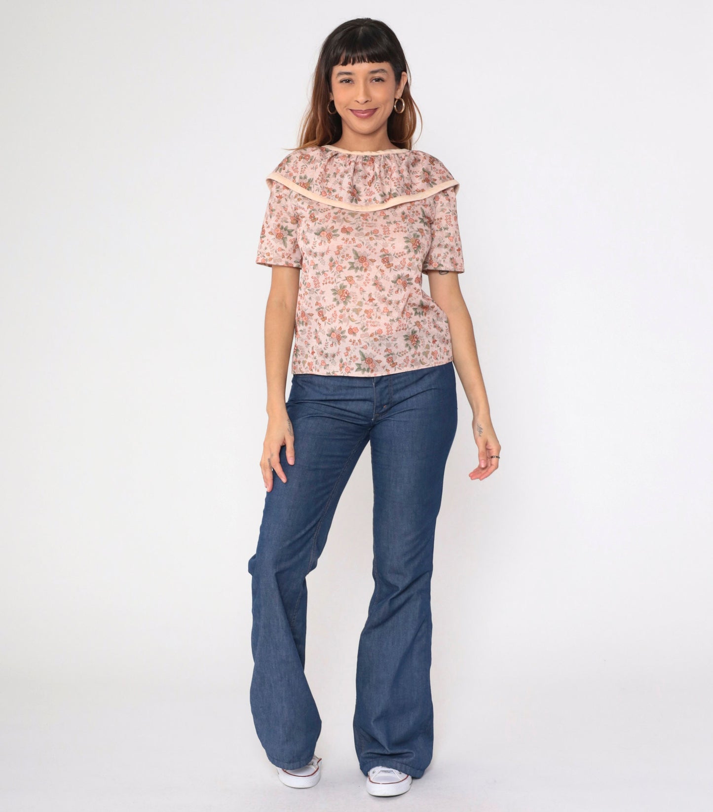 70s Pink Floral Blouse Short Sleeve Ruffled Bib Collar Medium