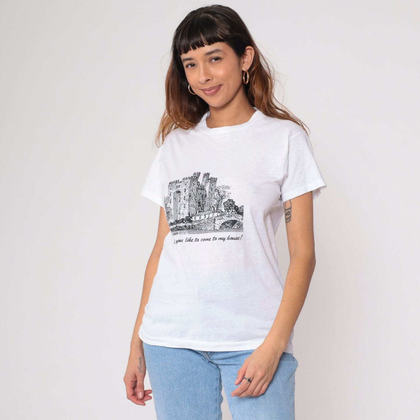 90s Castle Graphic T-Shirt "Would You Like To Come To My House" White Small