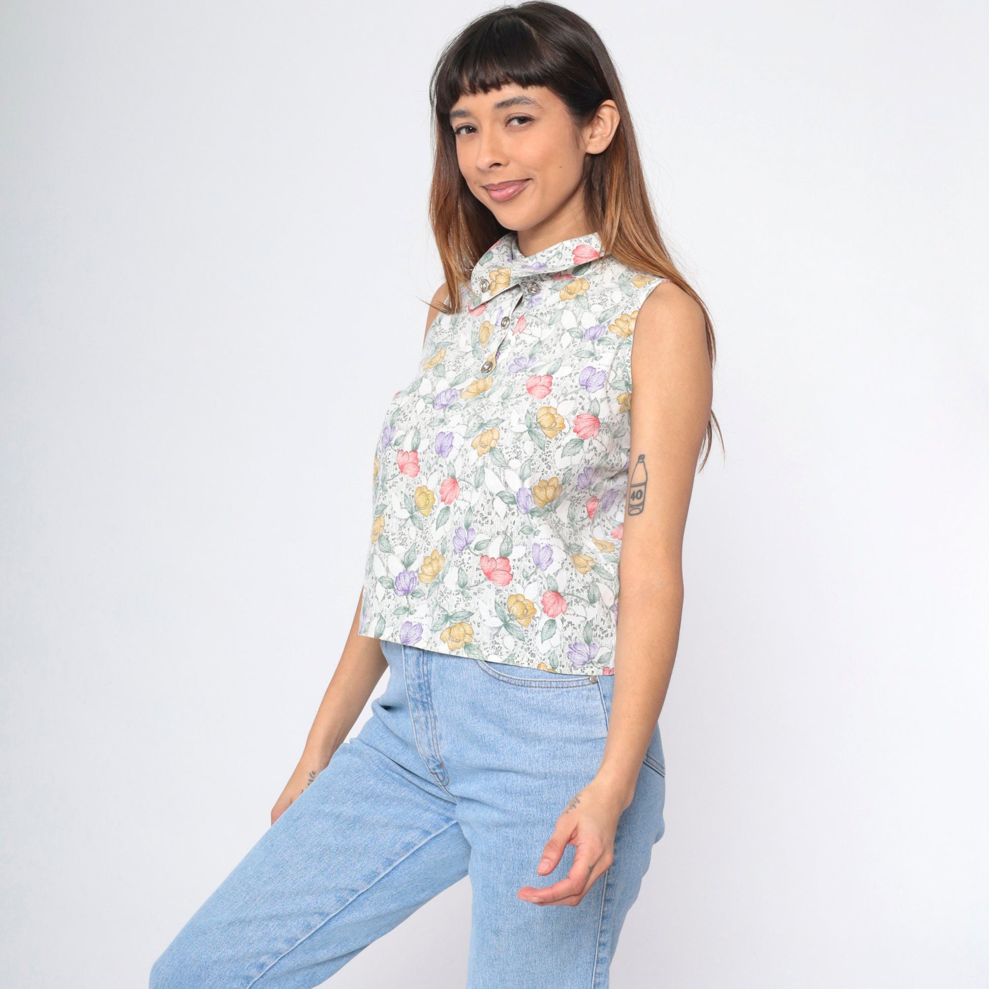 90s White Floral Sleeveless Collared Shirt Button-Up Blouse Small