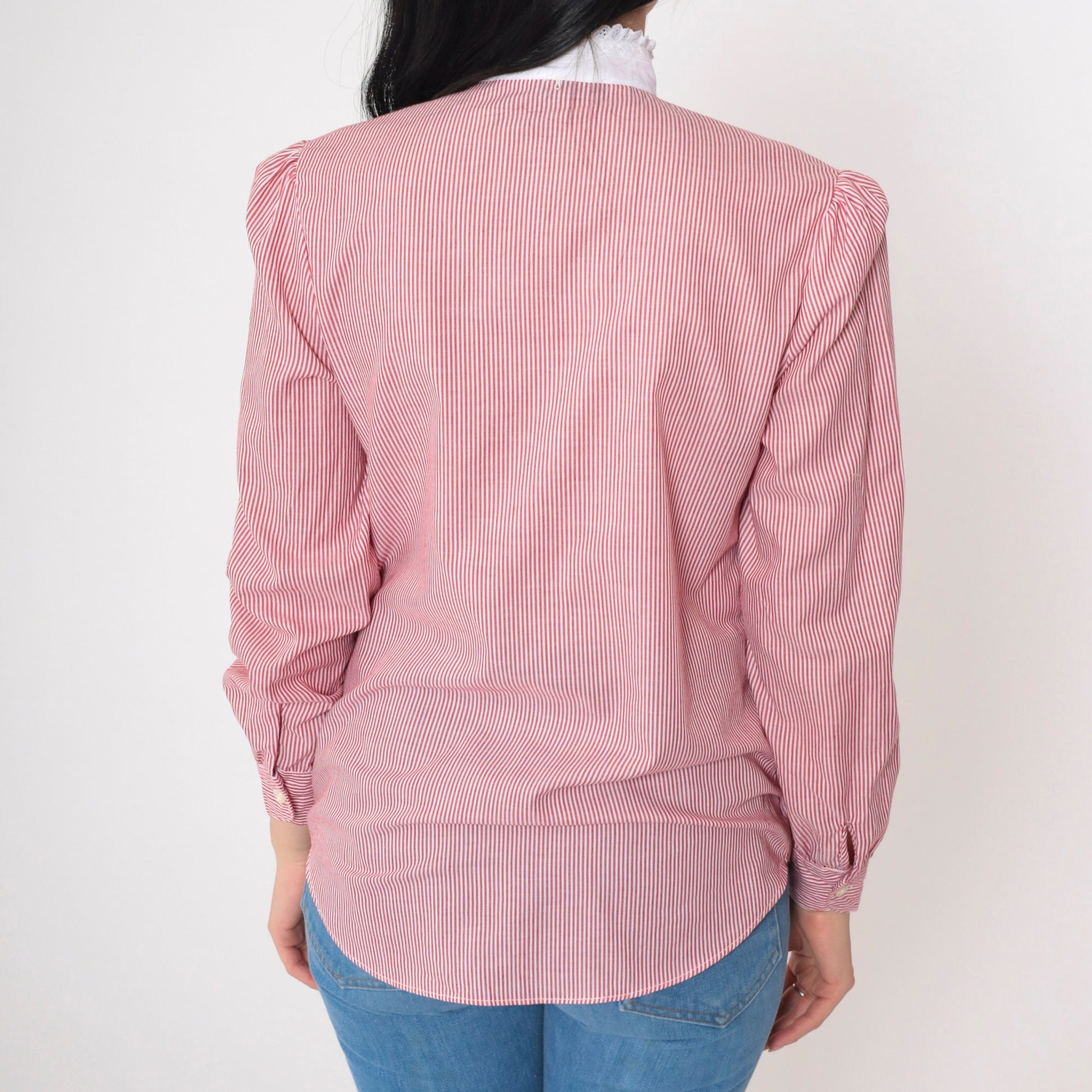 80s The Villager Pinstripe Blouse Puff Sleeve Red White Eyelet Ruffled Neck Small