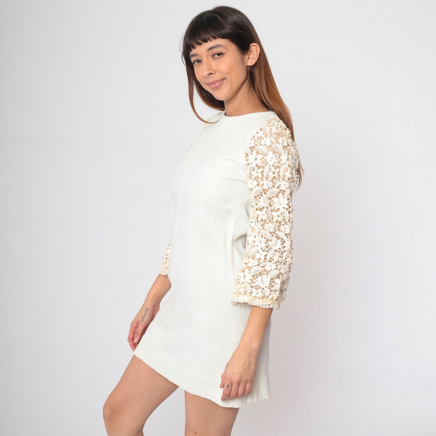 60s White Lace Mini Dress Rhinestone 3/4 Sleeve Shift Mod Small