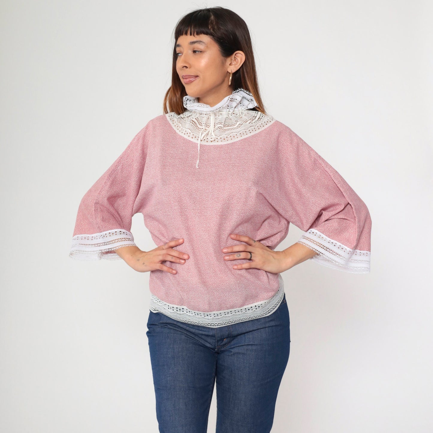 70s Pink Calico Floral Blouse Lace Ruffle Drawstring Neckline Wide Sleeve Medium