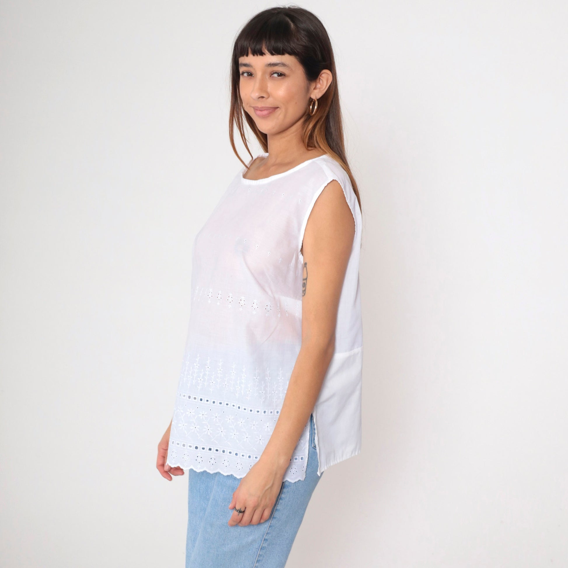80s White Eyelet Lace Tank Top Floral Embroidered Sleeveless Tunic Large