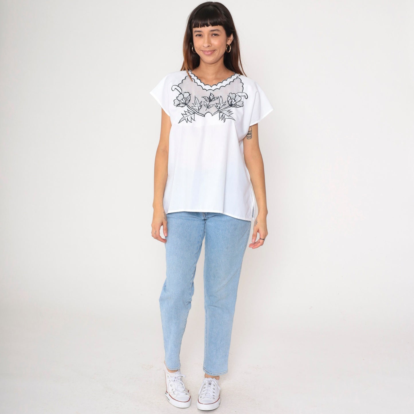 Y2K Black Floral Embroidered White Blouse Mesh Neckline Short Sleeve Large L