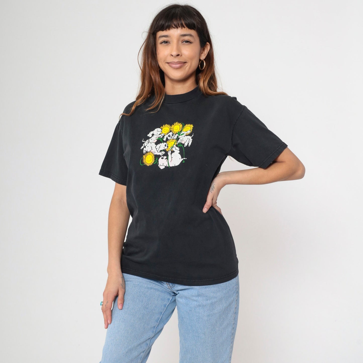 90s Dalmatian Puppy Sunflower Graphic T-Shirt Black Cotton Tee Medium