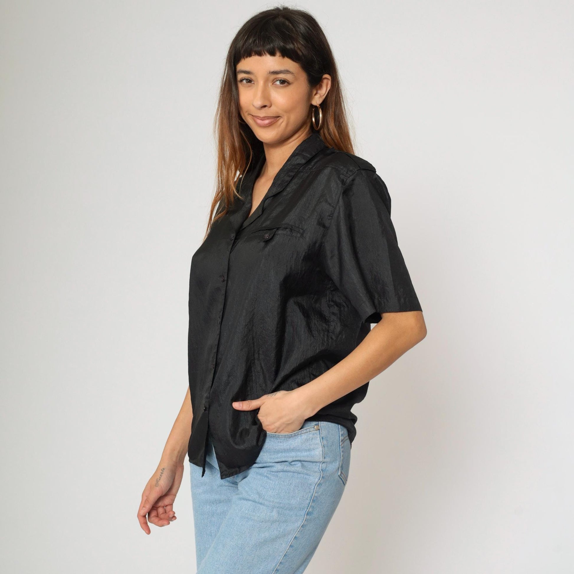 90s Black Polyester Button-Up Blouse Chest Pocket Short Sleeve Large L