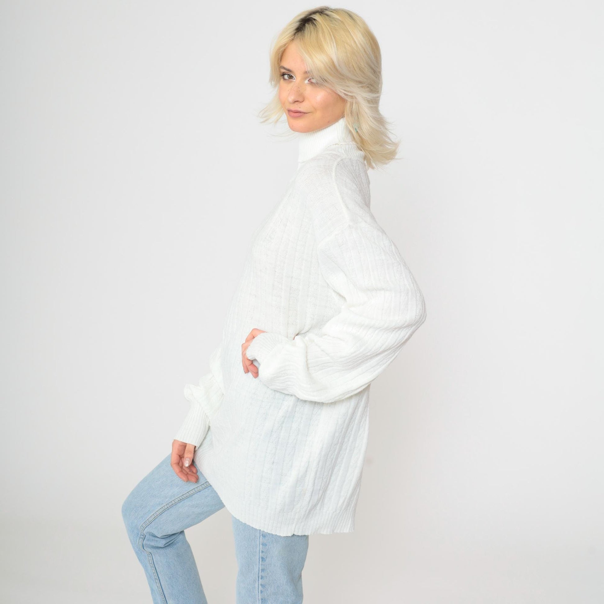 80s White Cable Knit Turtleneck Sweater Pullover Extra Large Long