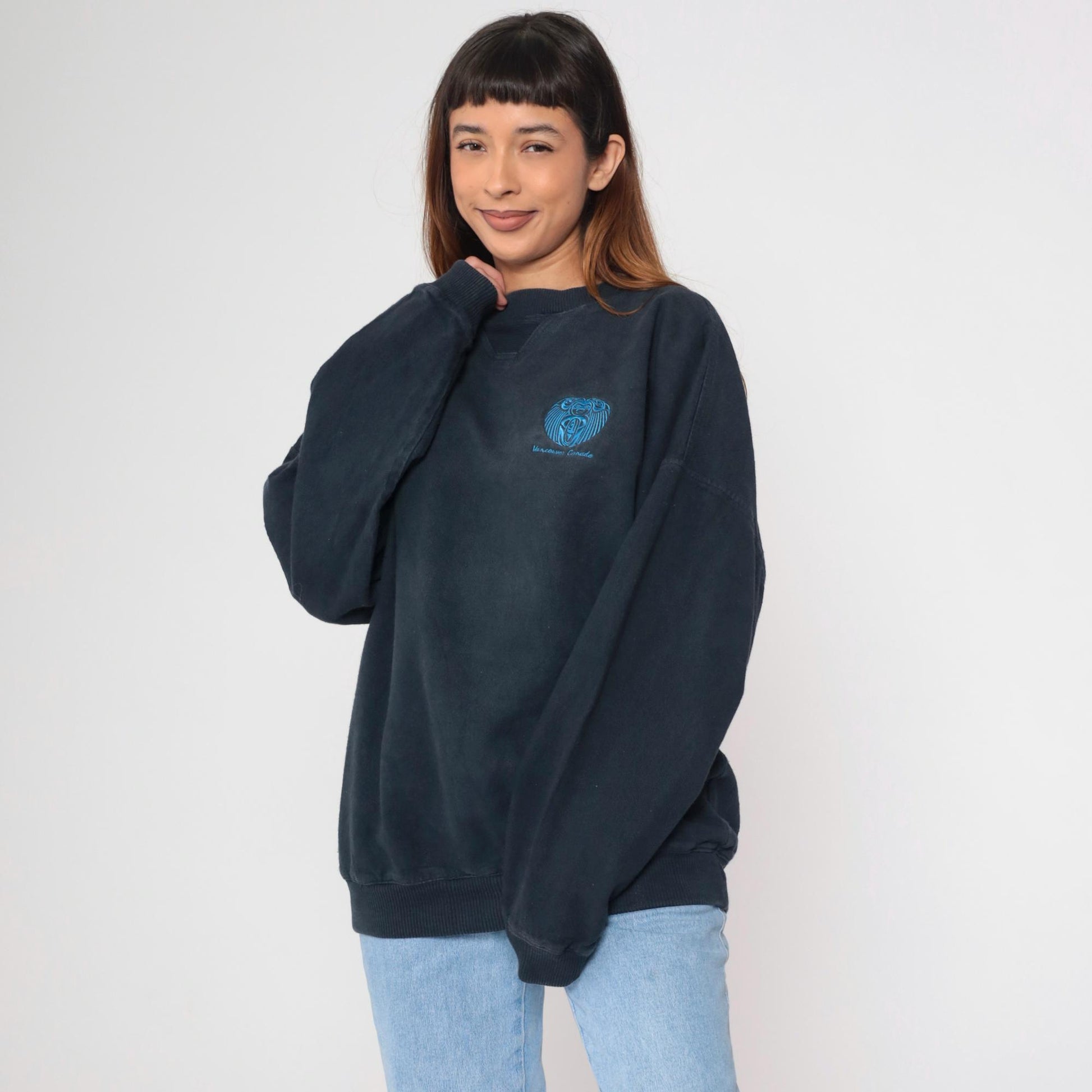 90s Vancouver Indigenous Embroidered Sweatshirt Faded Black Canada Crewneck XXL