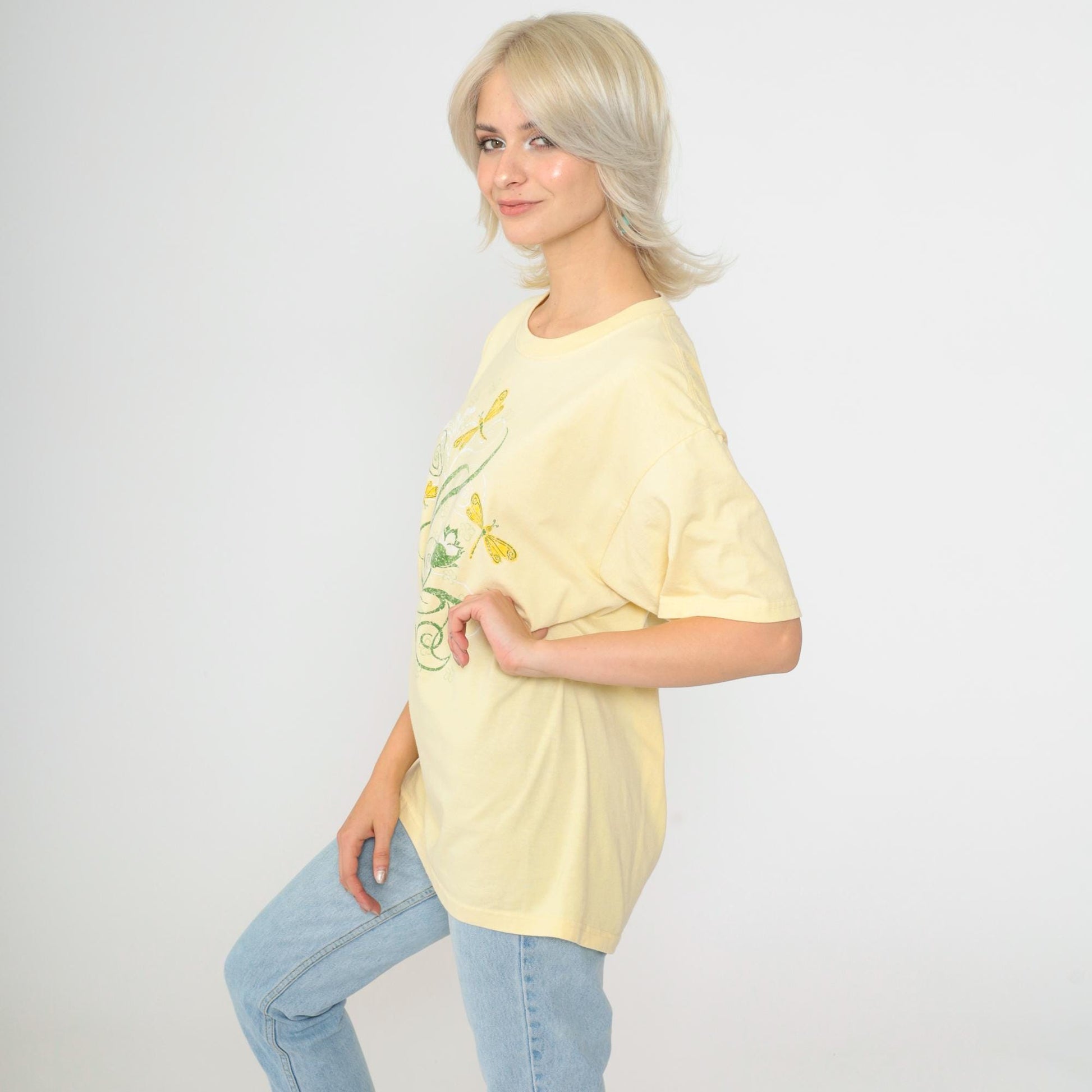 Y2K Dragonfly Floral Graphic Tee Yellow Short Sleeve Crewneck Medium