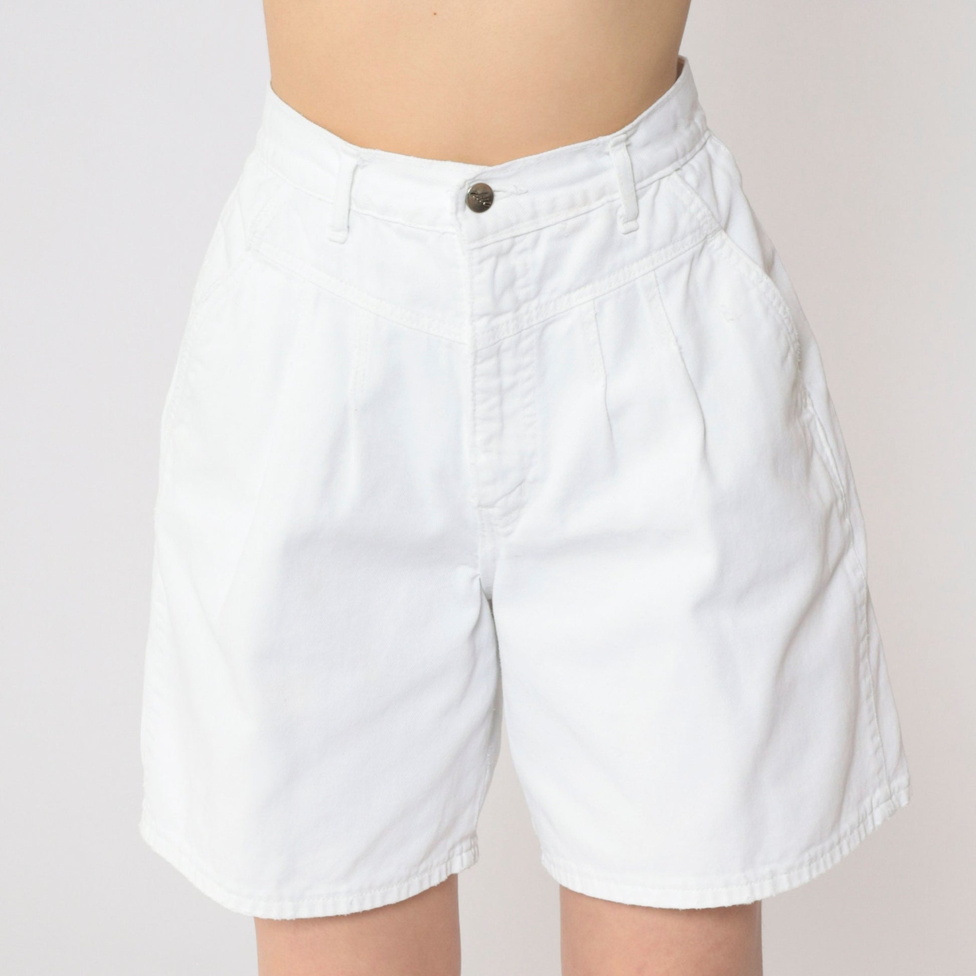 90s White Denim Shorts High Waisted Pleated Jean Shorts Medium
