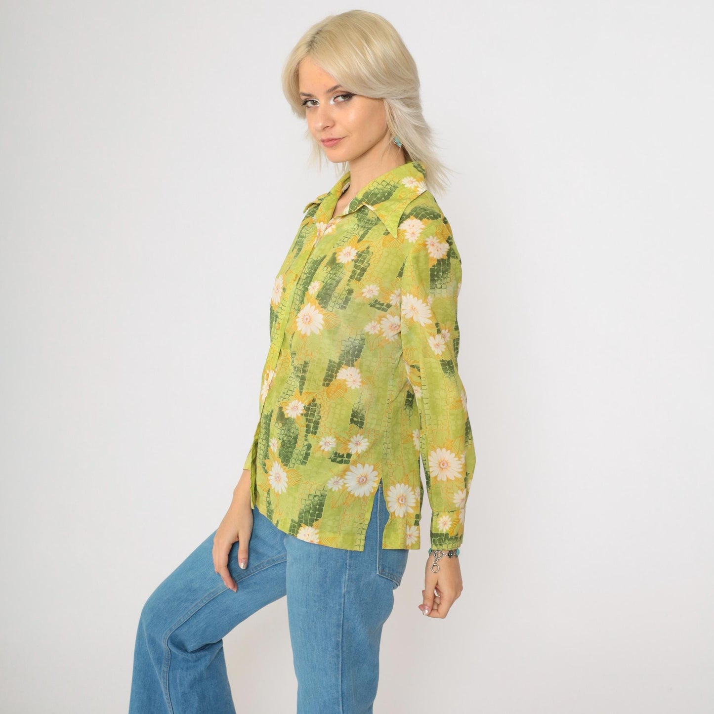 70s Green Floral Button-Up Blouse Dagger Collar Long Sleeve Medium