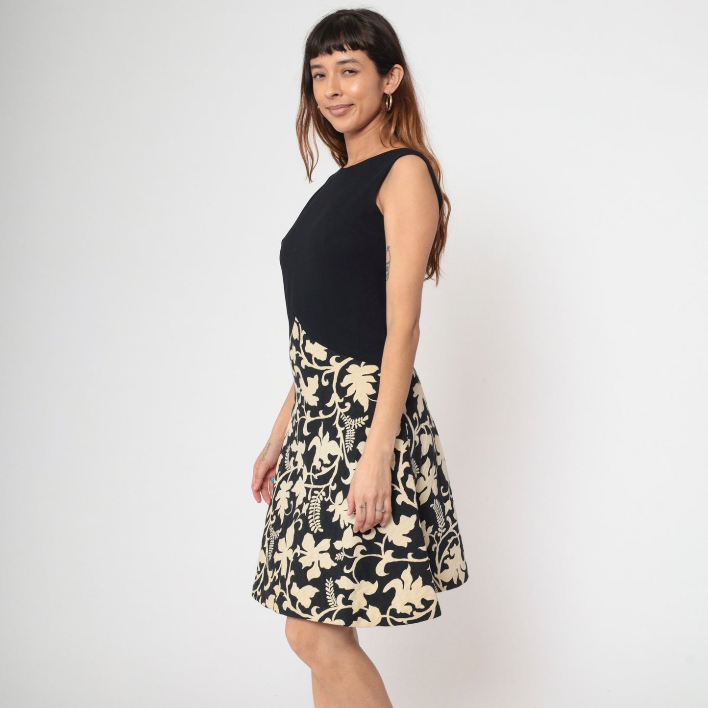 1960s Robinson's California Black Cream Floral Fit and Flare Dress V-Back Medium