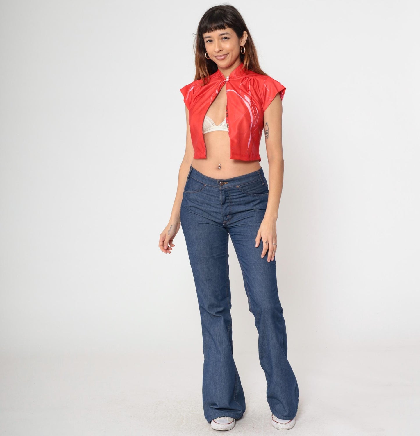 70s Red Floral Crop Top Mandarin Collar Pearl Button Shirt Small S