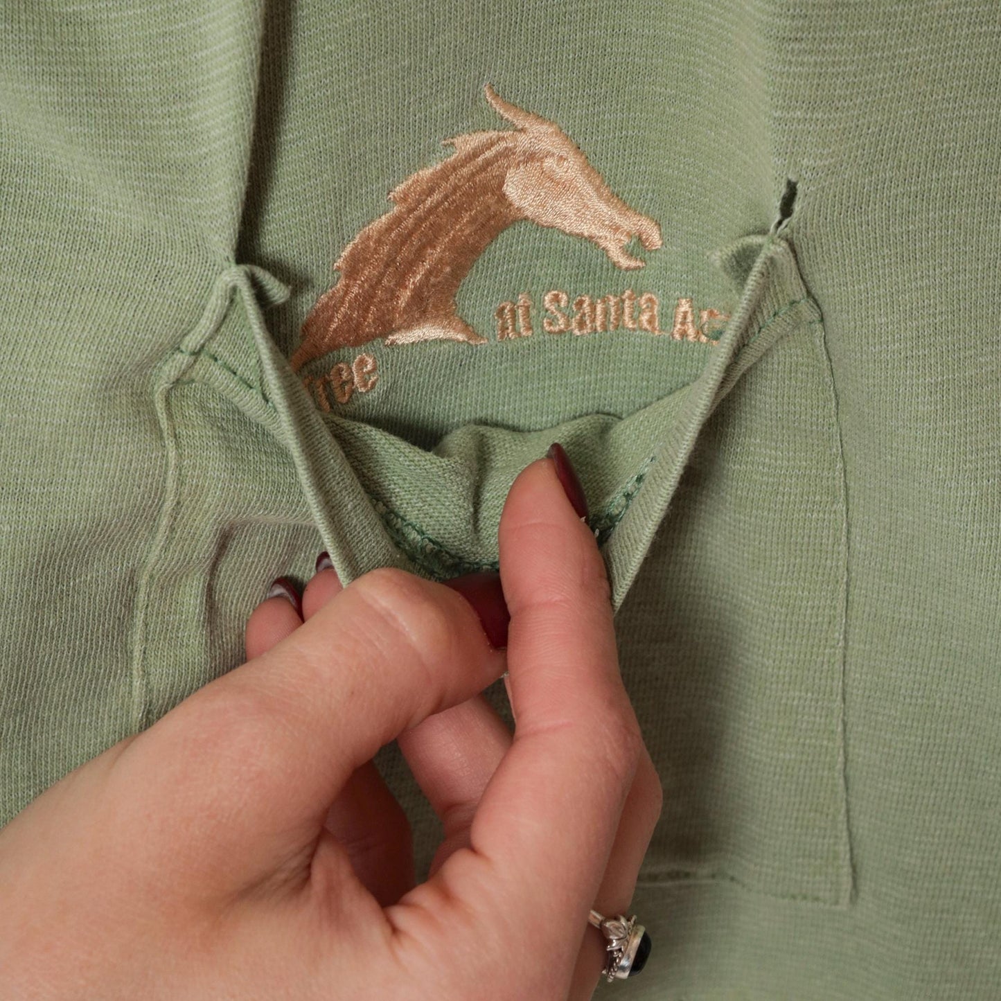 90s Oak Tree at Santa Anita Horse Racing T-Shirt Green Pocket Tee Extra Large XL