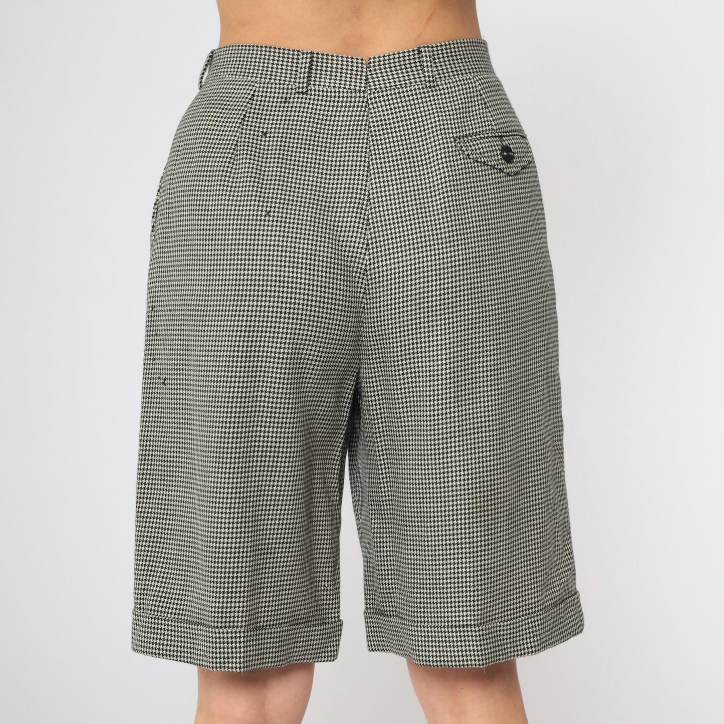 90s Houndstooth Pleated Bermuda Shorts Black White High Waist Cuffed Medium