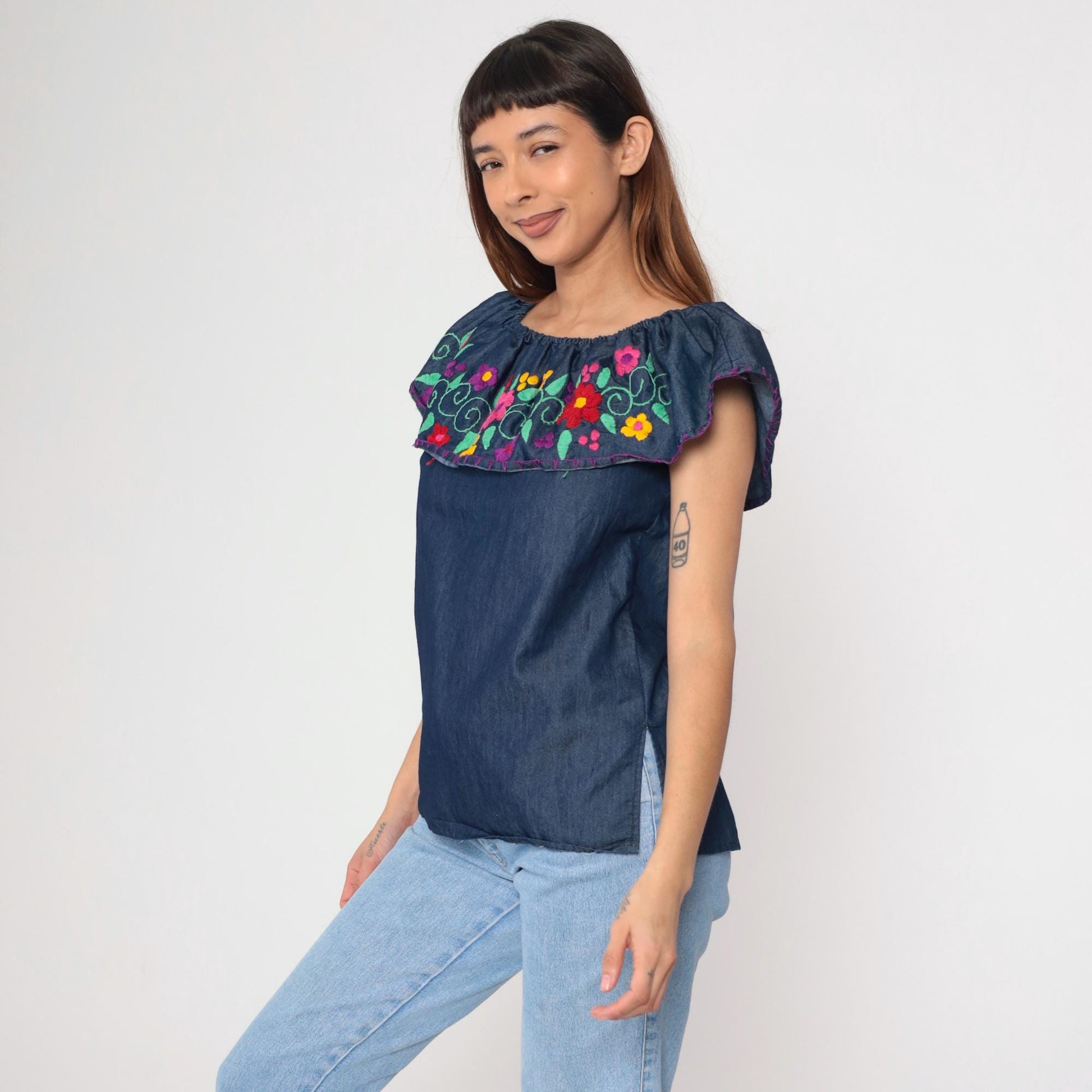 90s Mexican Chambray Blouse Embroidered Floral Elastic Neckline Tunic Medium