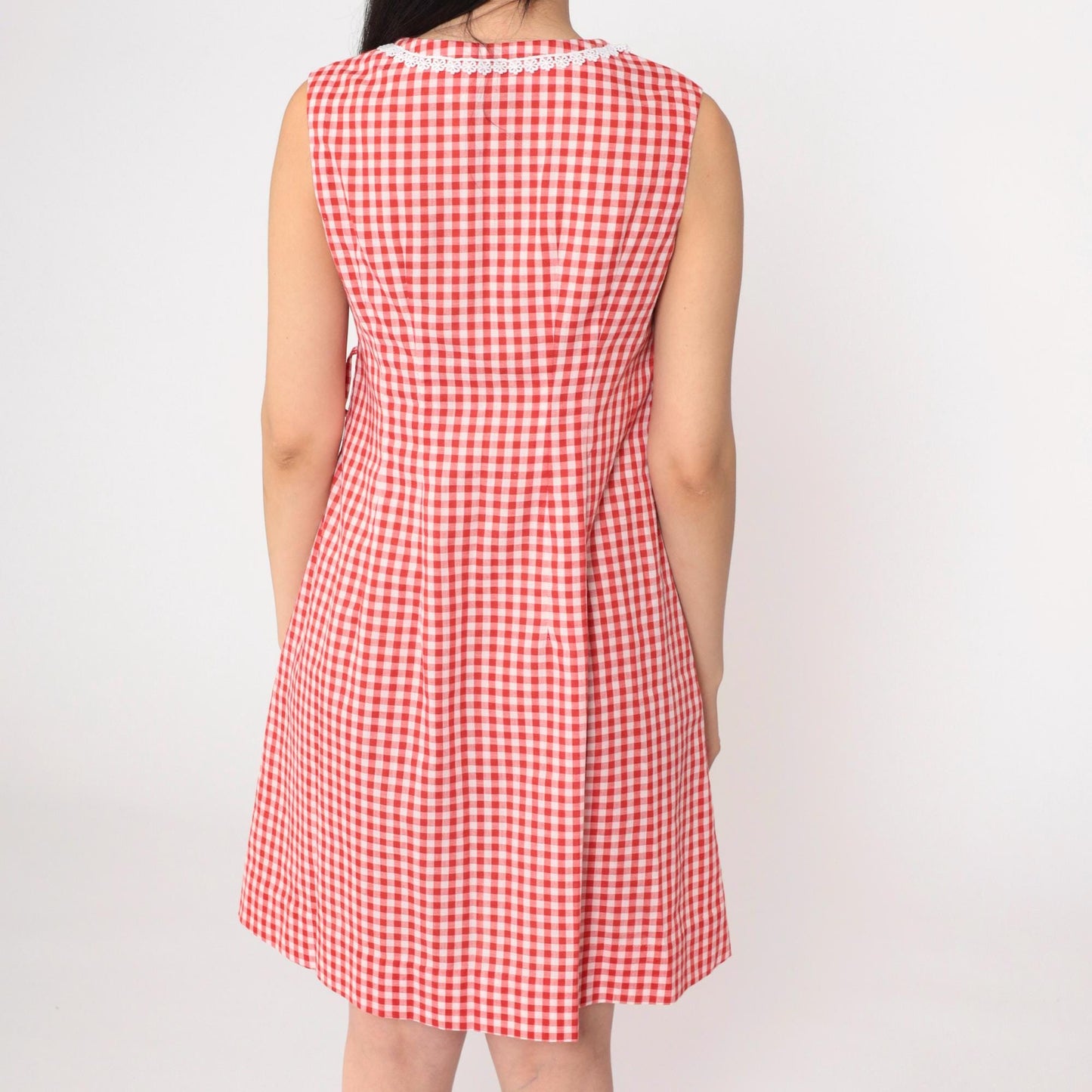 70s Red Gingham Mini Dress White Lace Trim V-Neck A-Line Small