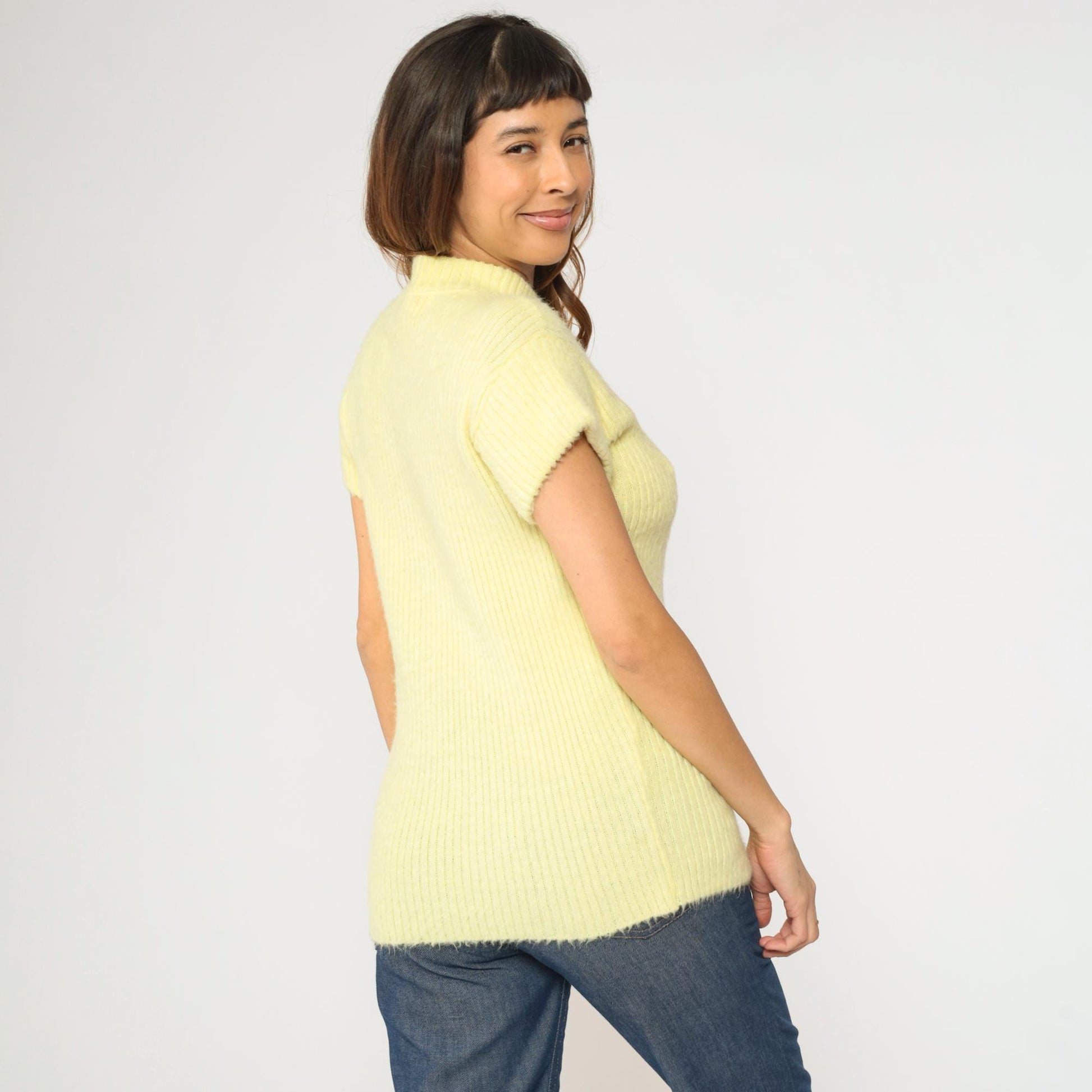 60s Light Yellow Fuzzy Knit Cardigan Short Sleeve Button Up Small S
