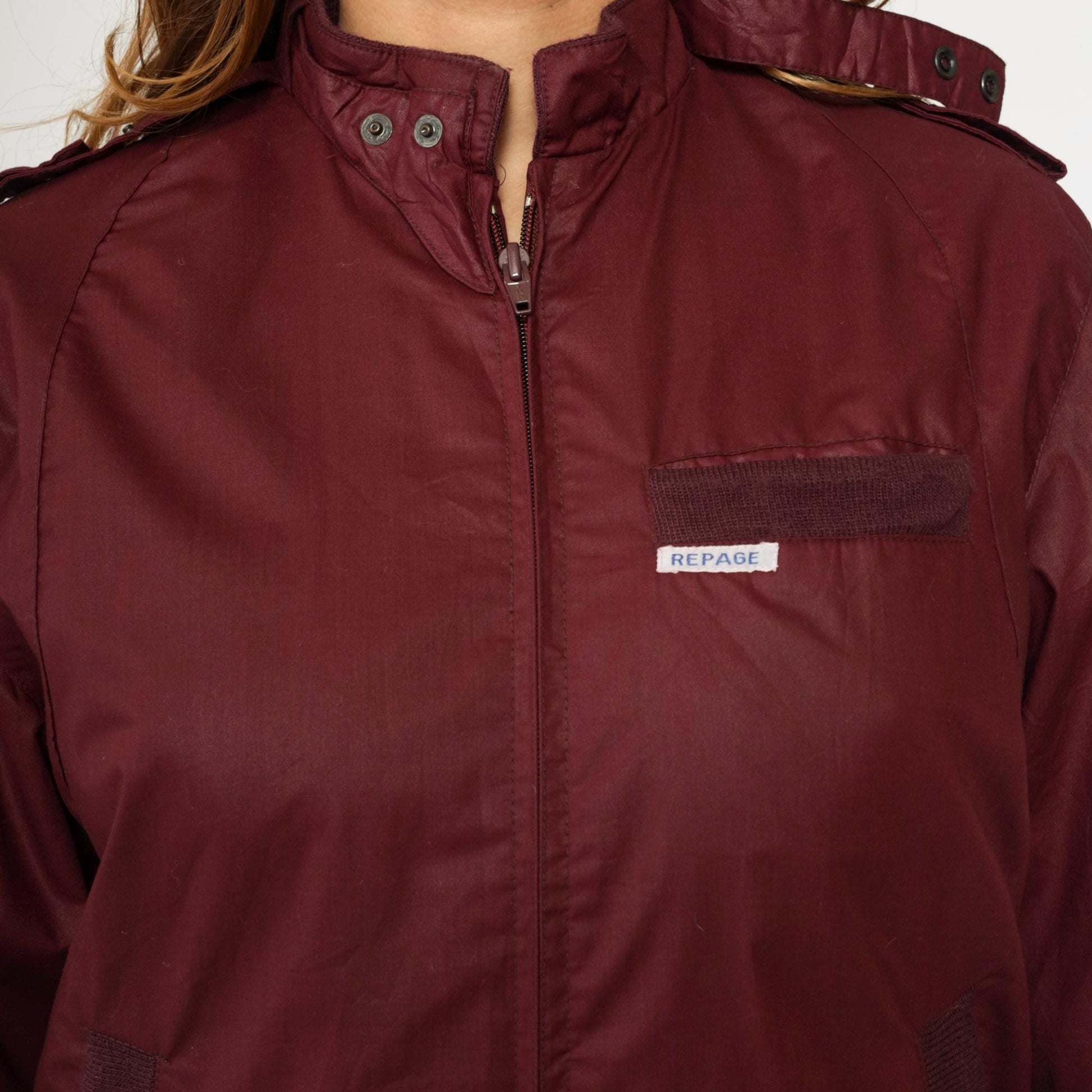 80s Burgundy Windbreaker Jacket 9 to 5 Clock Graphic Epaulette Zip-Up Small