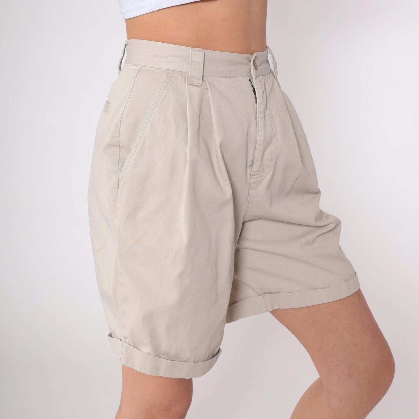 Eddie Bauer 90s Khaki Pleated Cotton Shorts High Rise Small 6