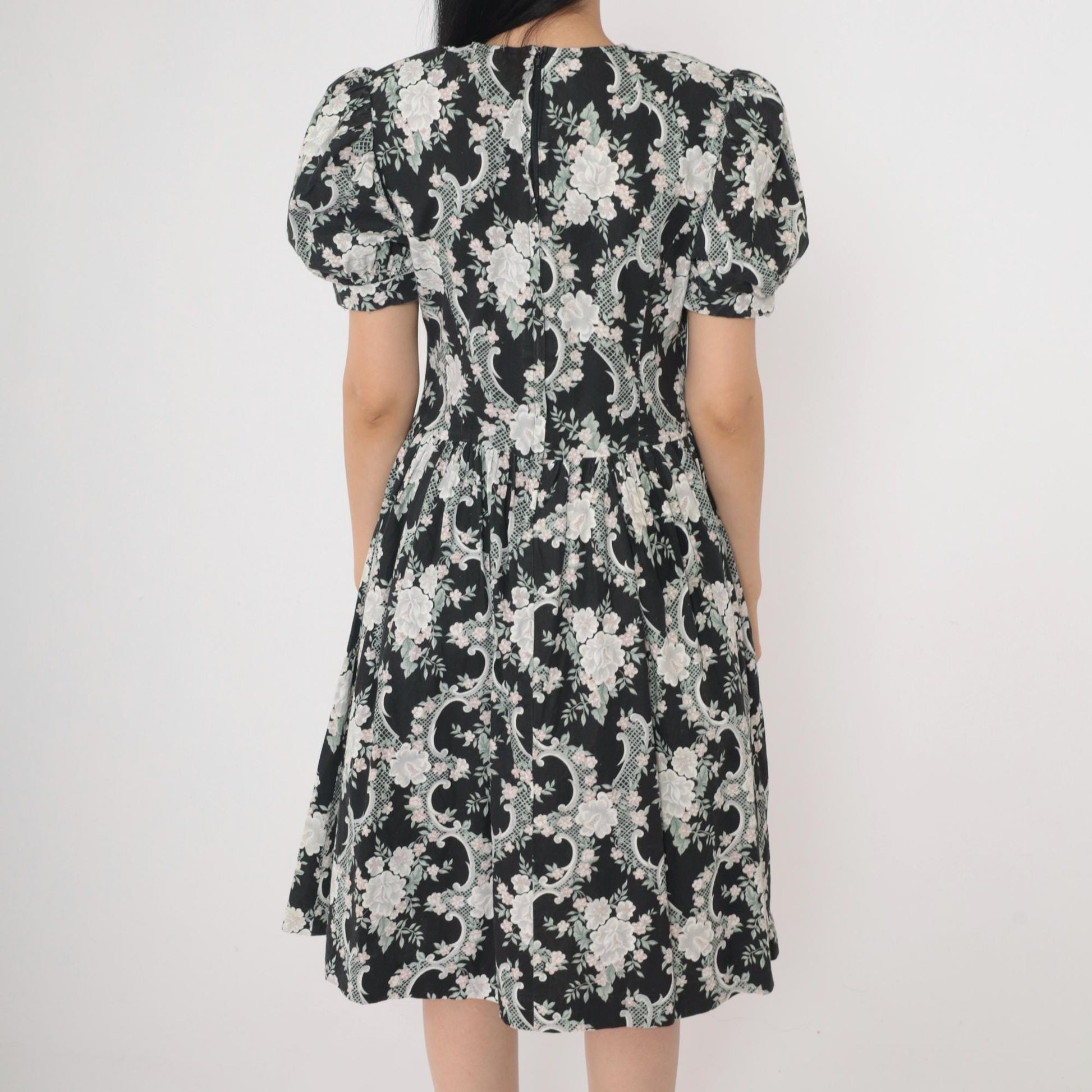 80s Gunne Sax Floral Lace Midi Dress Black White Puff Sleeve Basque Waist XS