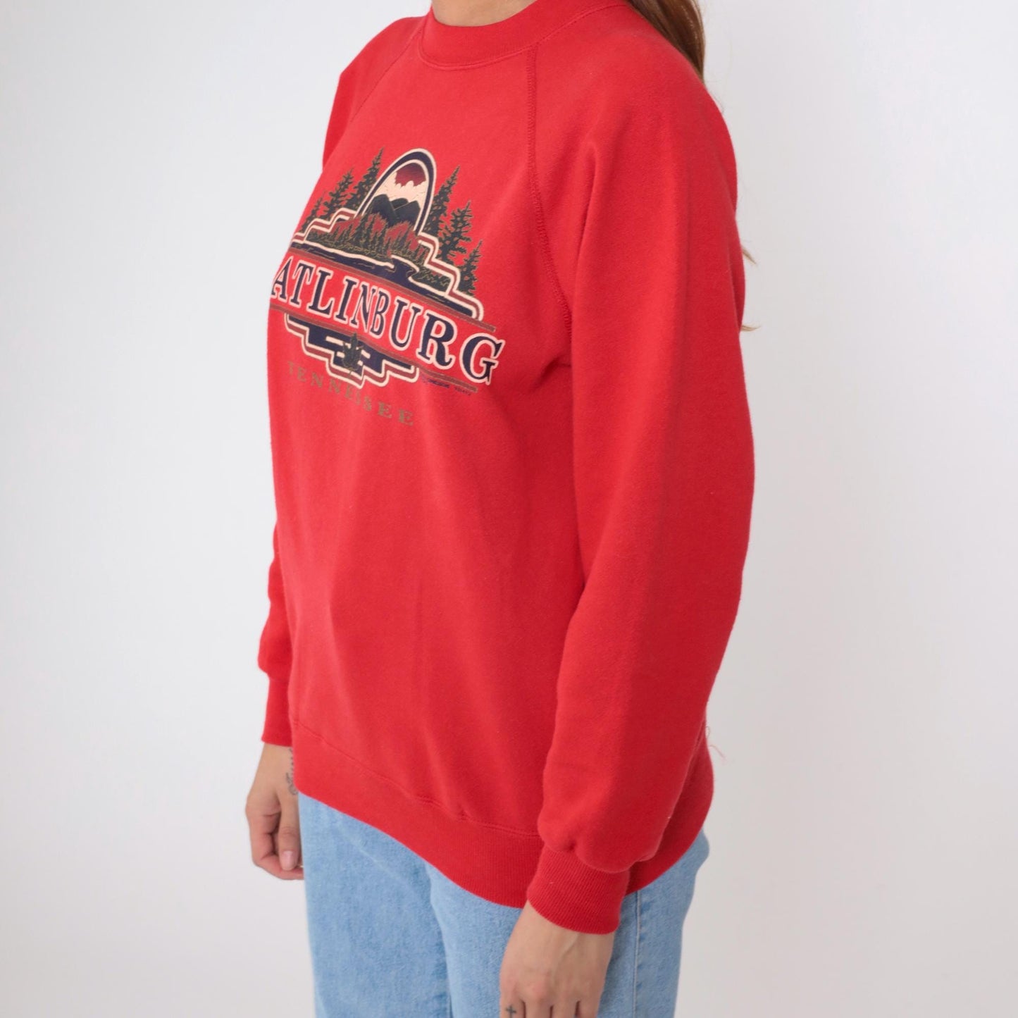 90s Gatlinburg Tennessee Sweatshirt Red Crewneck Great Smoky Mountains Graphic Medium