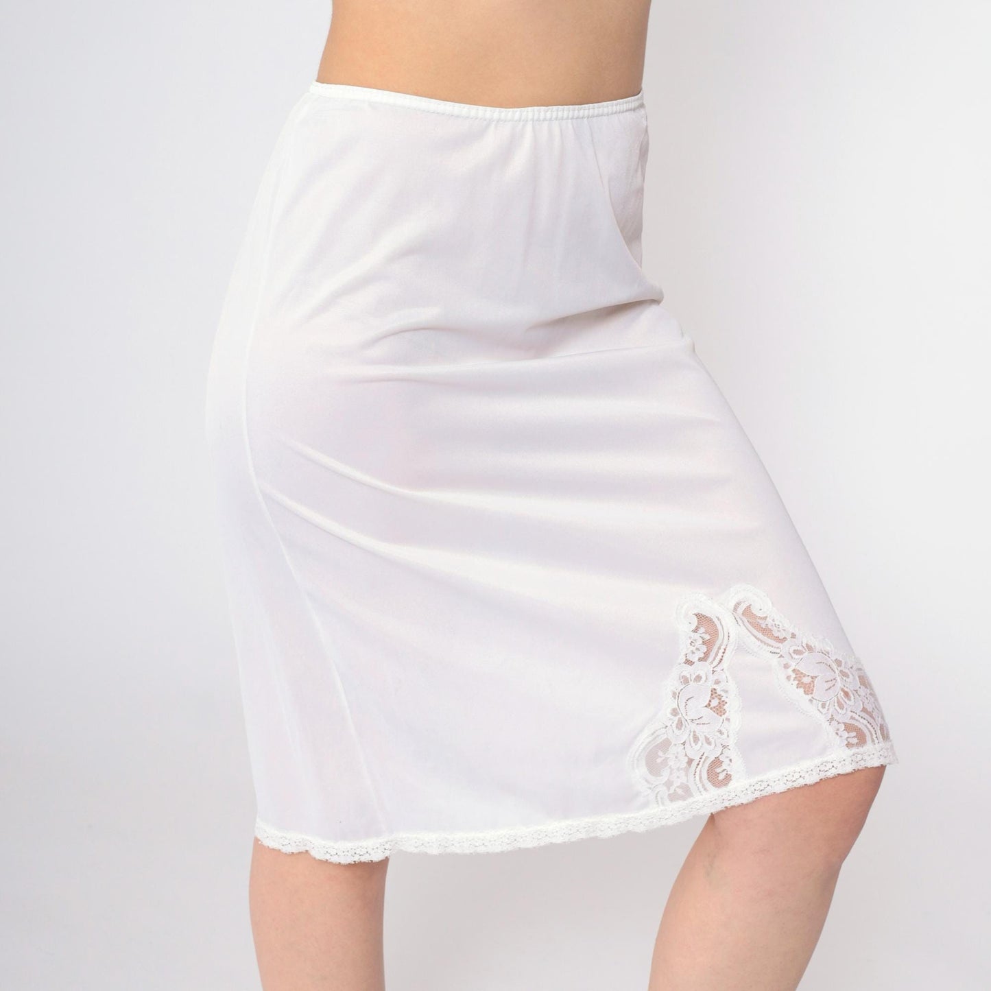 70s White Lace Slip Skirt Vintage Lingerie Elastic Waist Knee Length Small