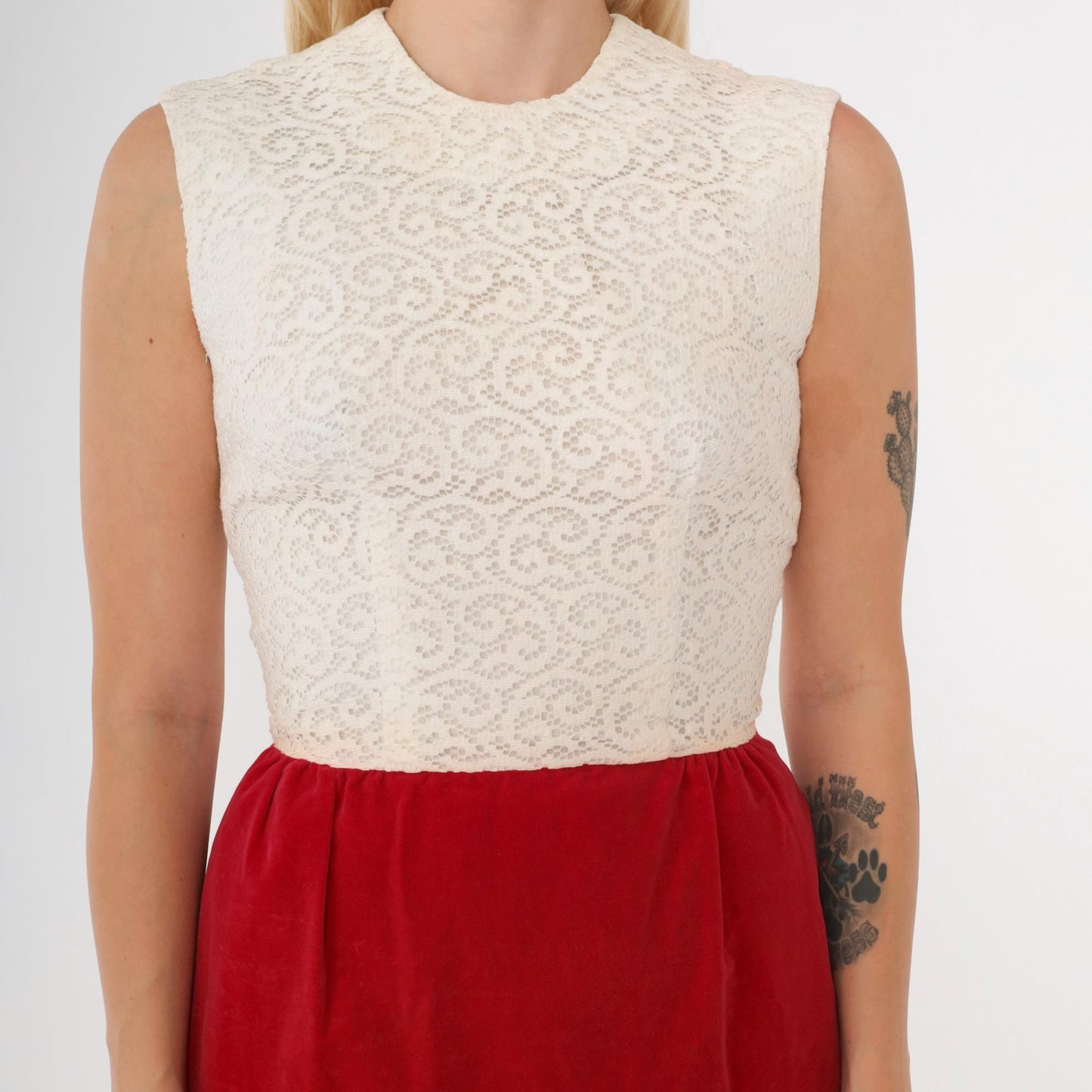 1960s Red Velvet White Lace Mini Dress Sleeveless High Waist Extra Small